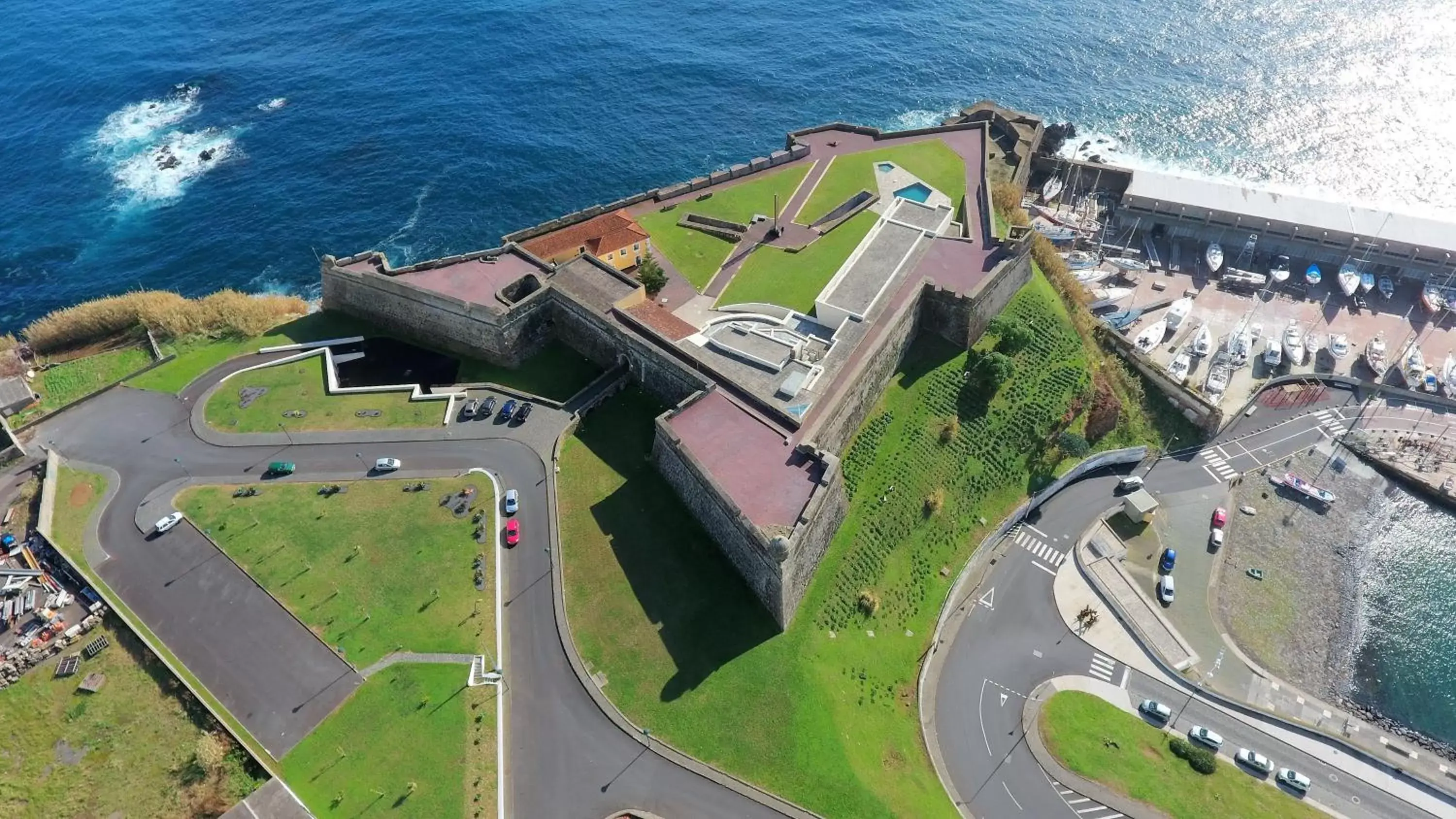 Bird's eye view, Bird's-eye View in Pousada de Angra do Heroismo Castelo de S. Sebastiao