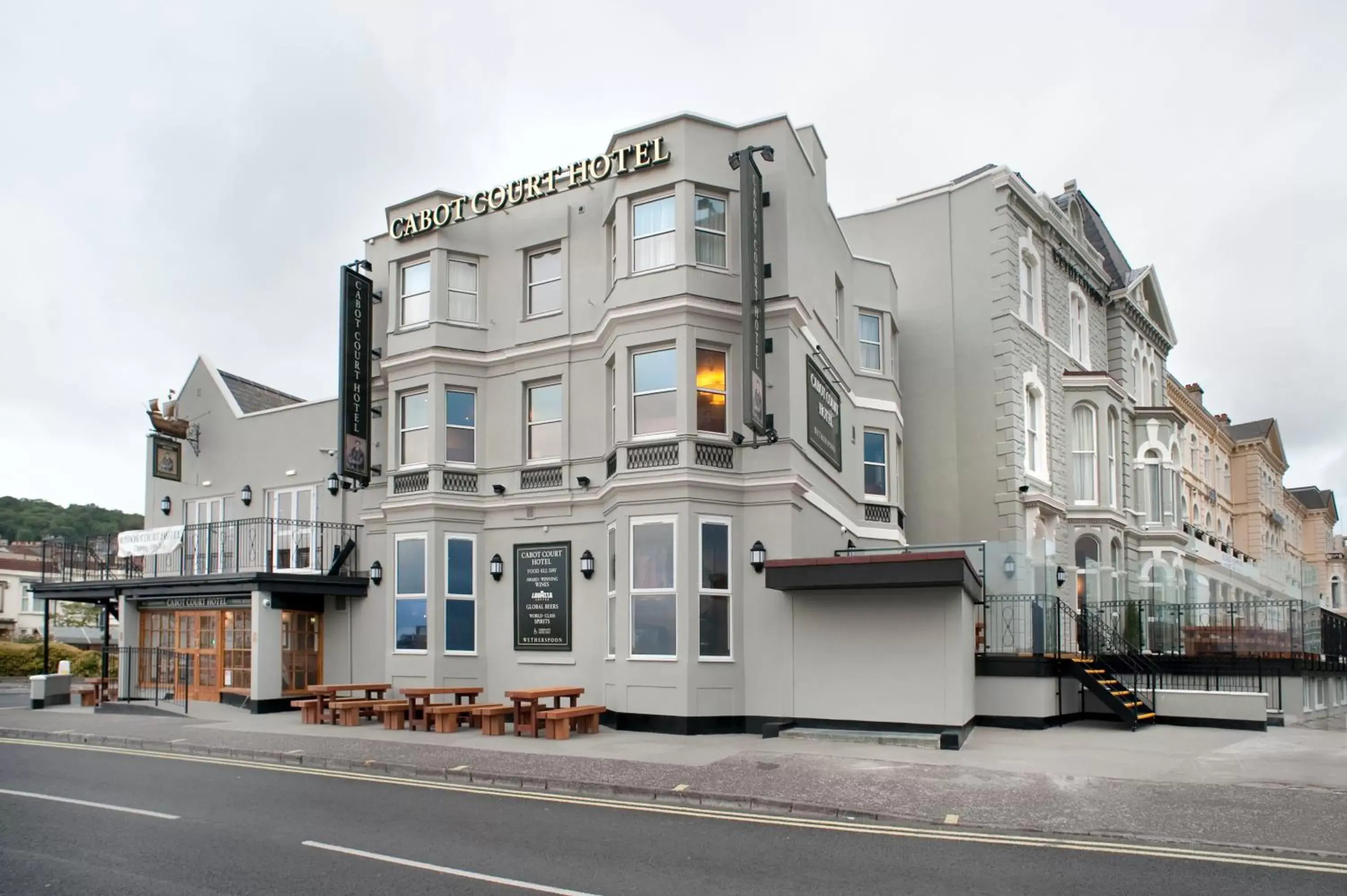 Property building in Cabot Court Hotel Wetherspoon