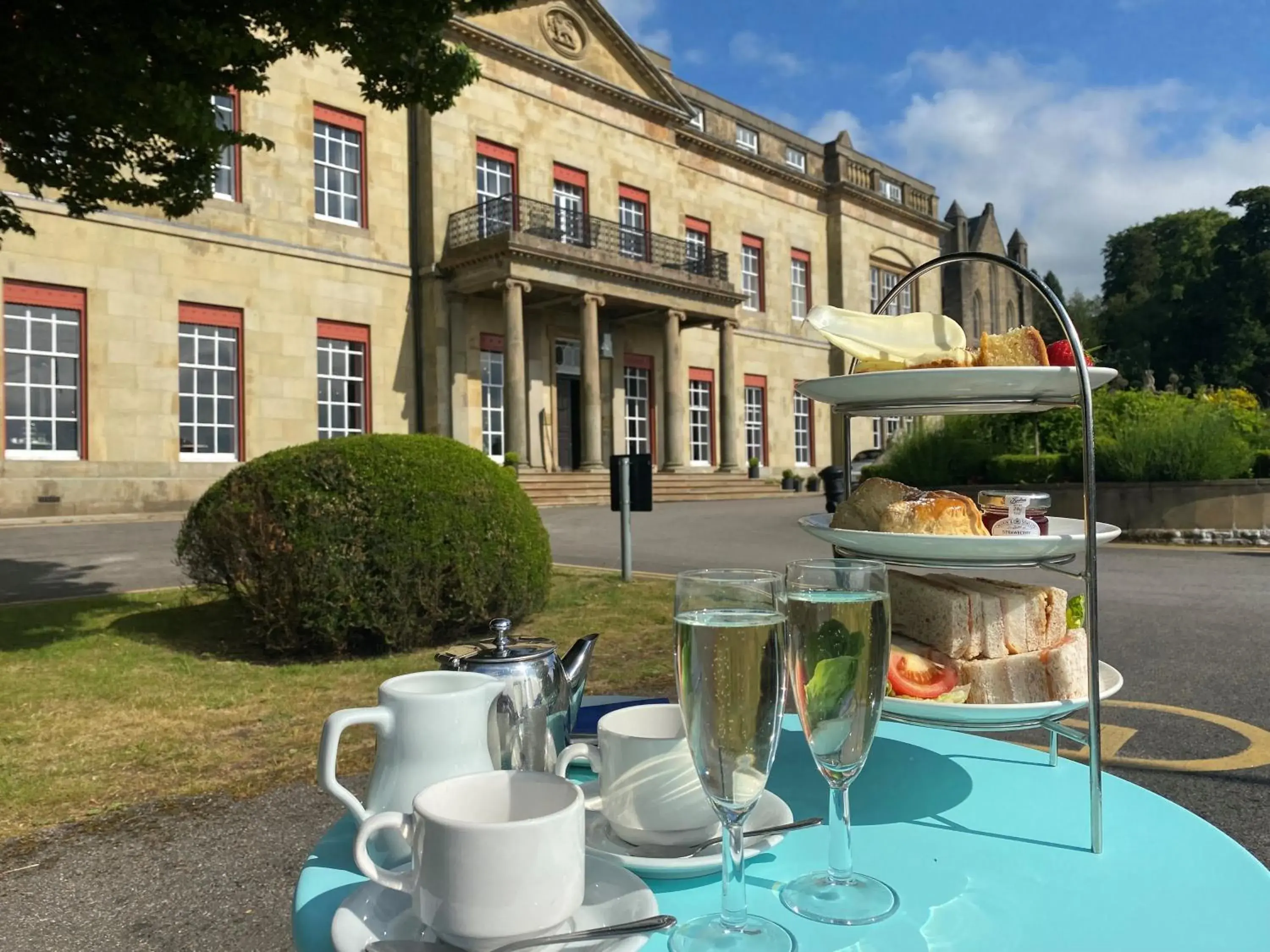 Restaurant/places to eat in Shrigley Hall Hotel, Golf & Country Club