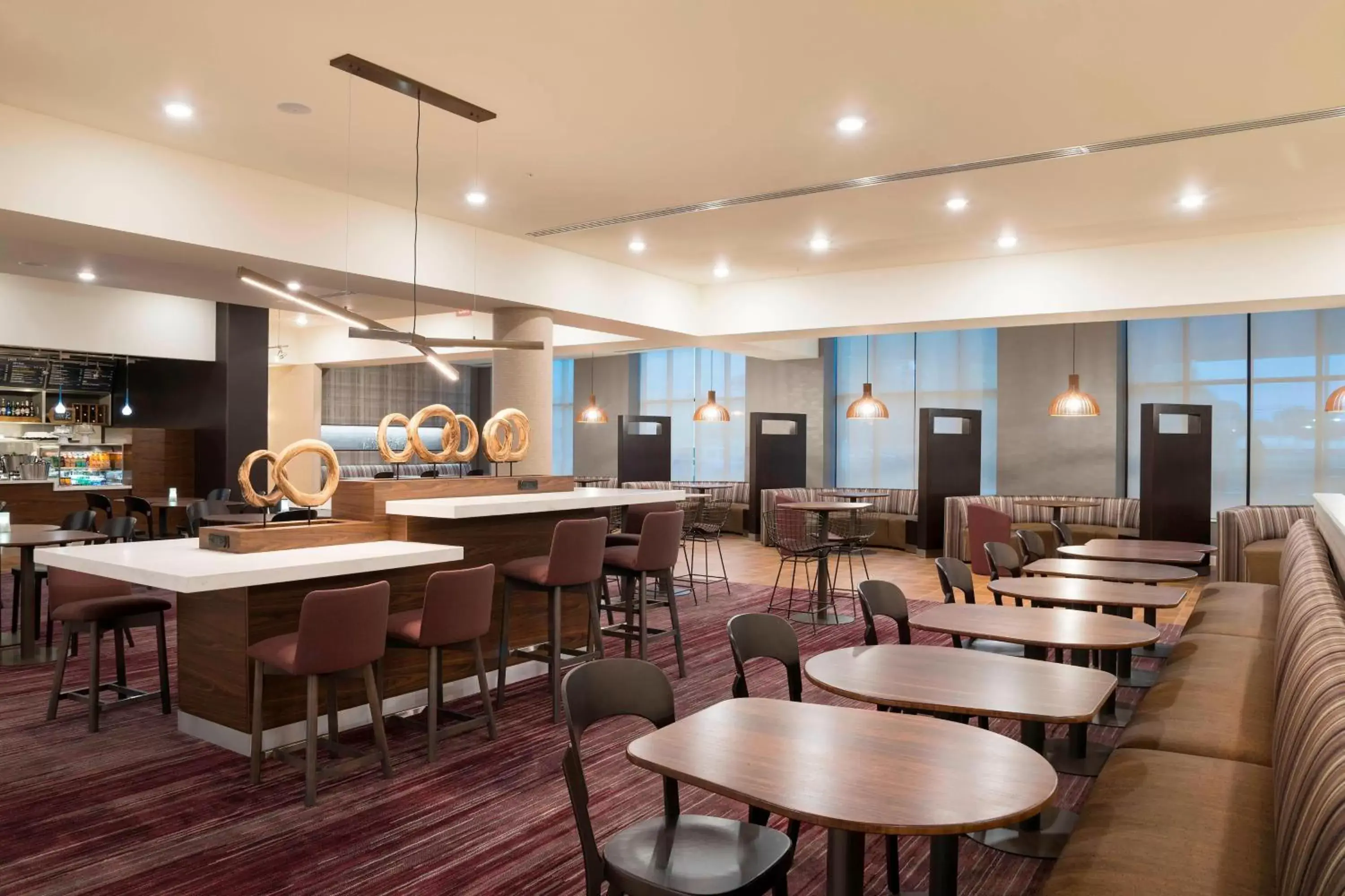 Lobby or reception, Restaurant/Places to Eat in Courtyard by Marriott Mt. Pleasant at Central Michigan University