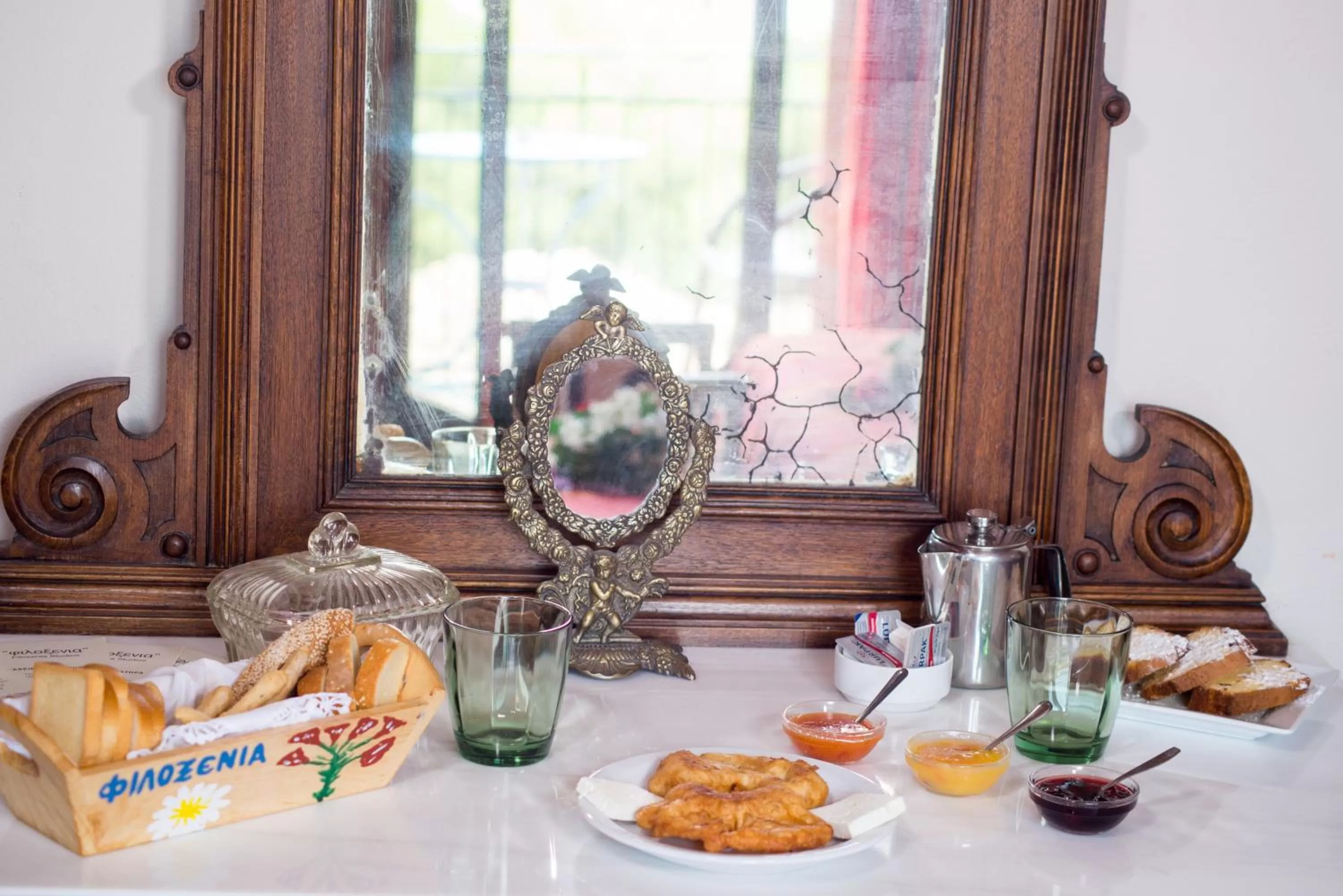 Breakfast in Filoxenia Studios