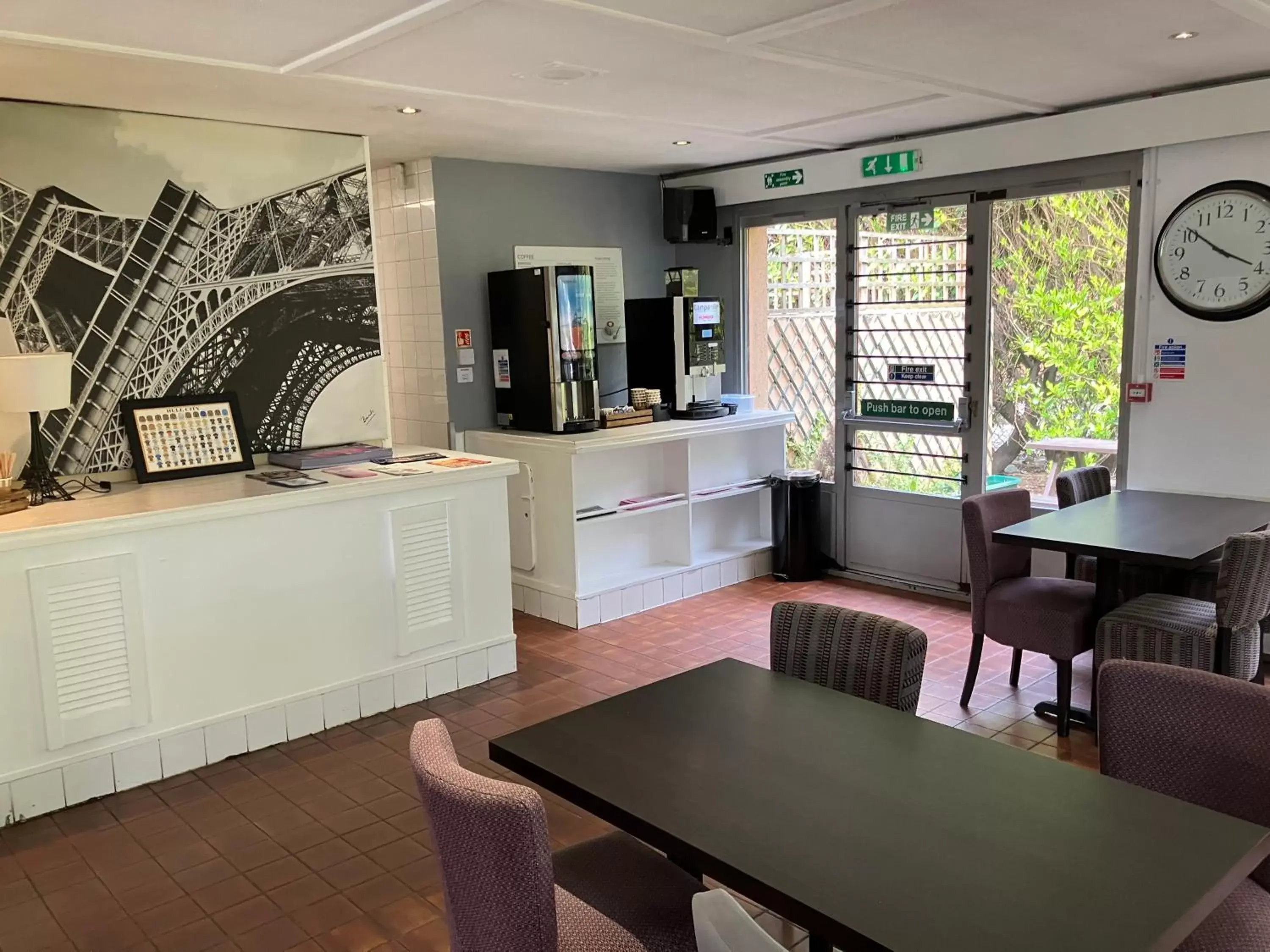 Coffee/tea facilities in Campanile Hotel Hull