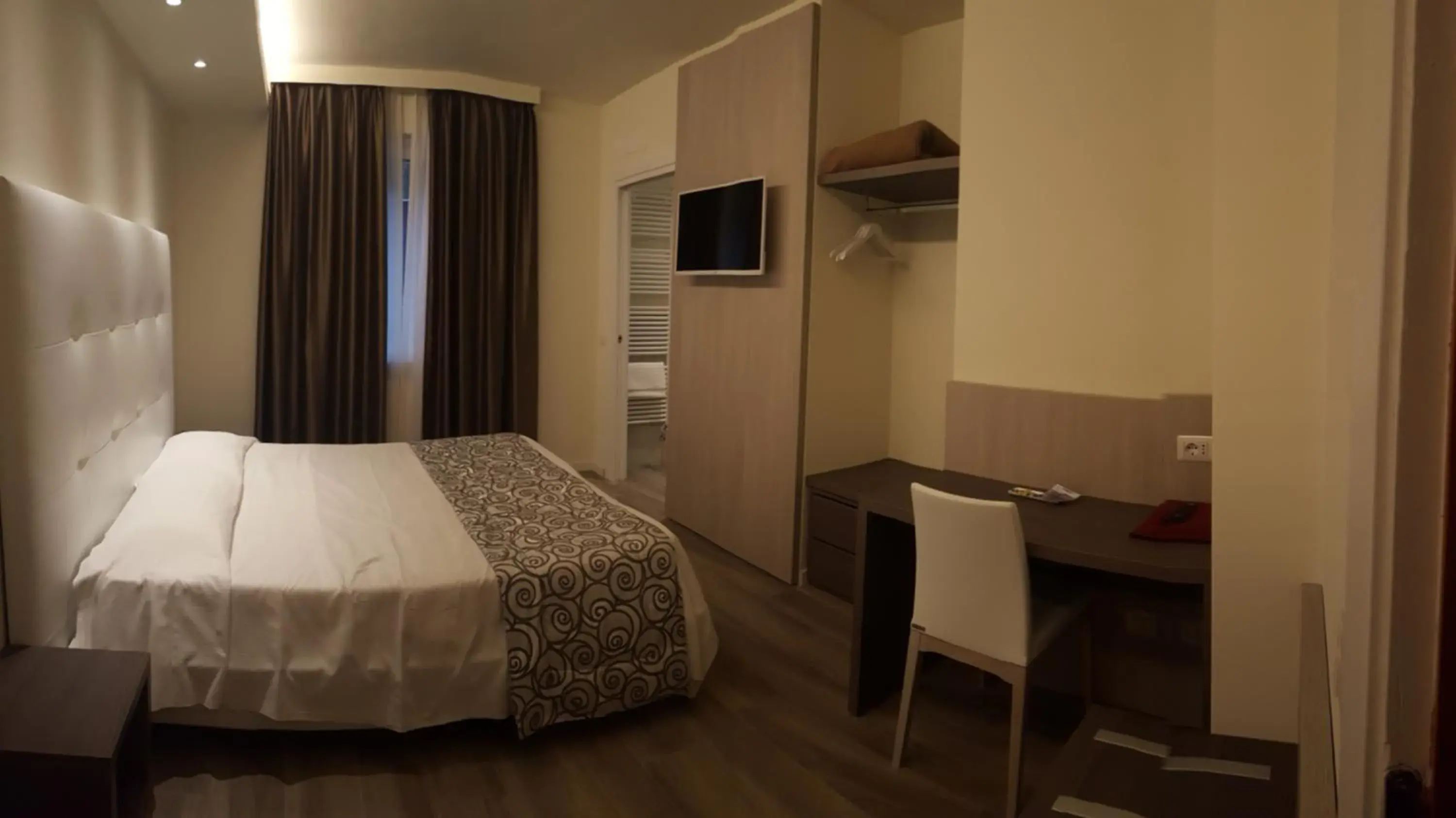 Photo of the whole room, Bed in Hotel Riposo