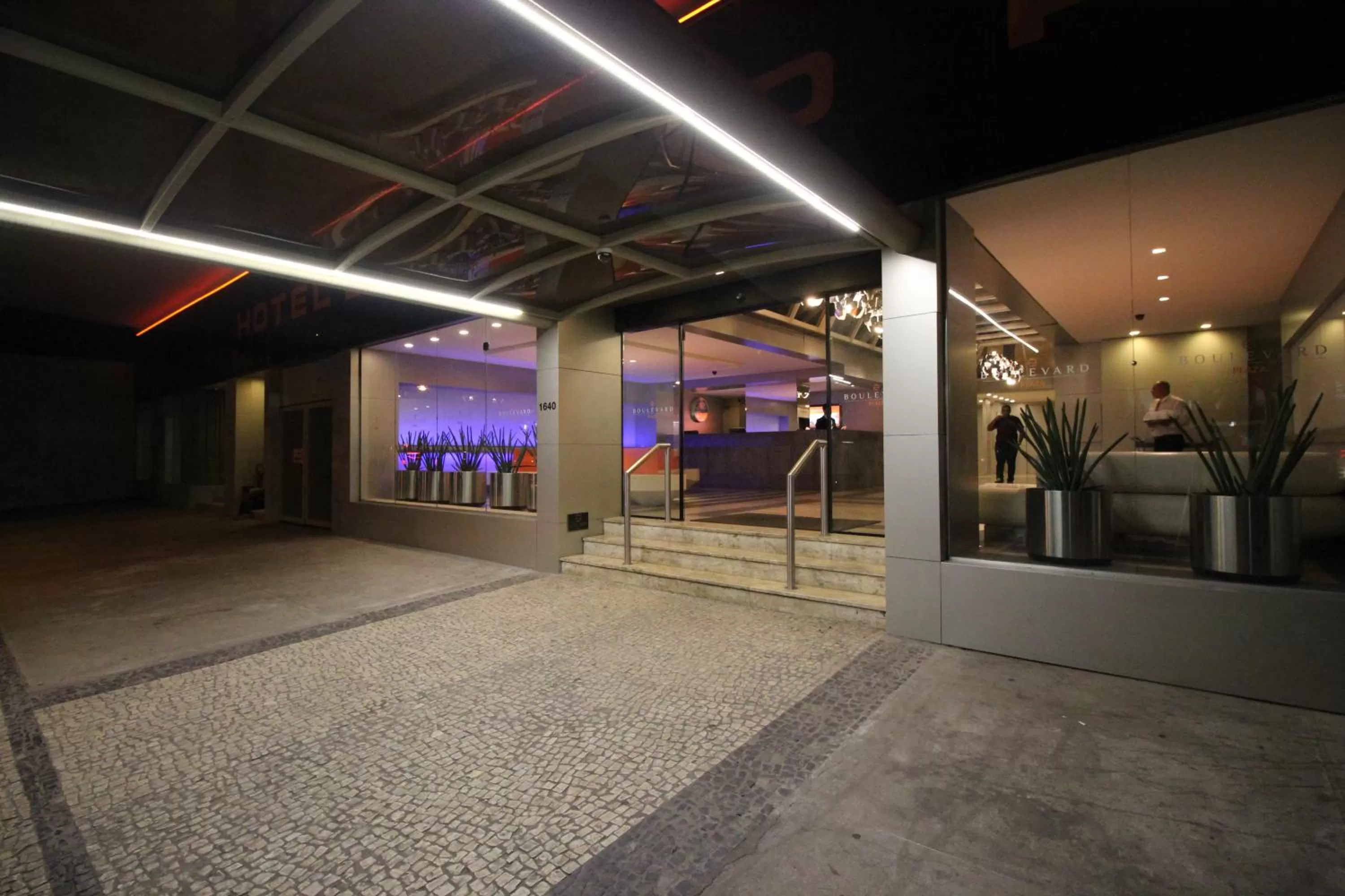 Facade/entrance in Boulevard Plaza