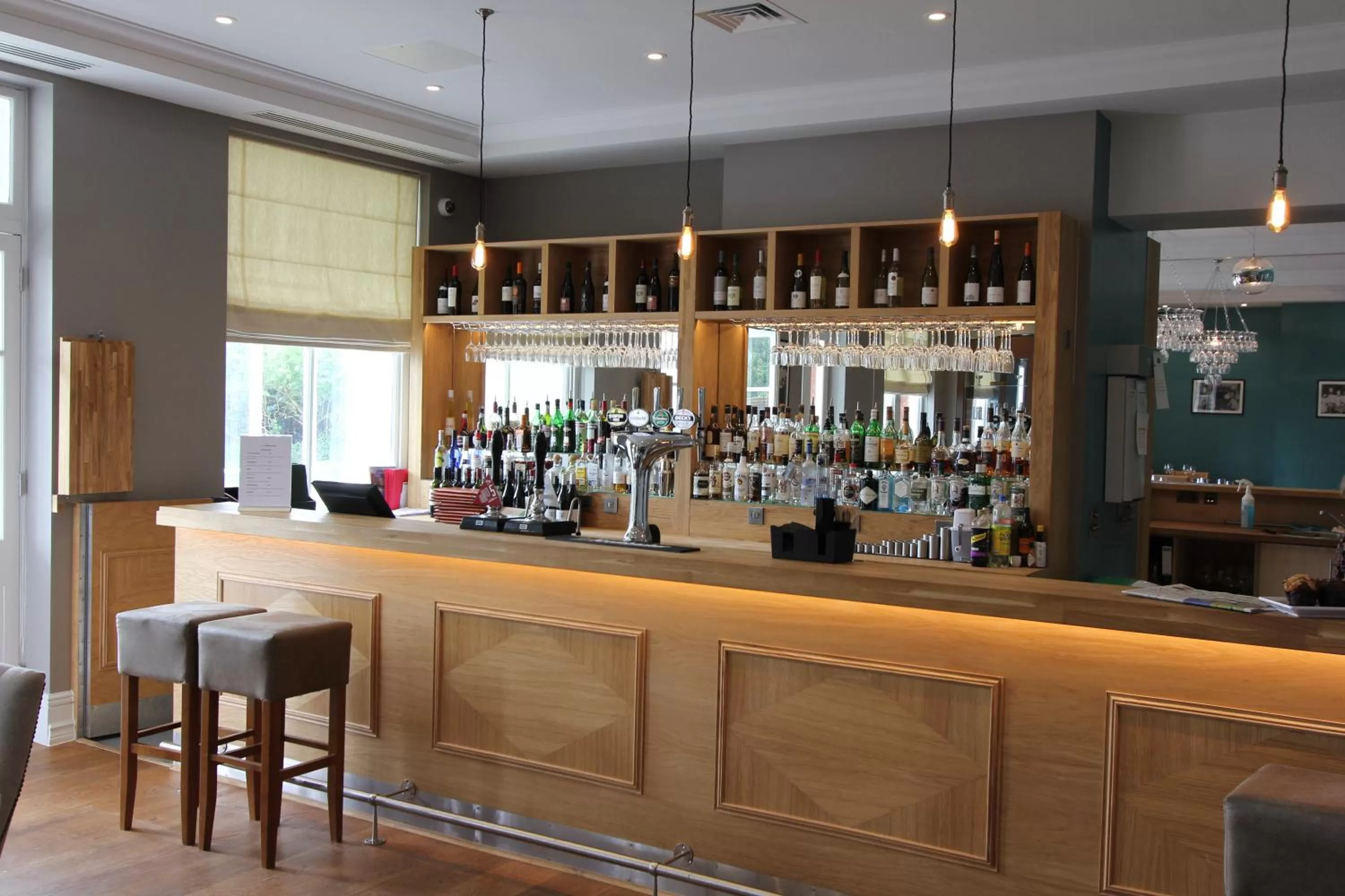 Lounge or bar in Yarrow Hotel