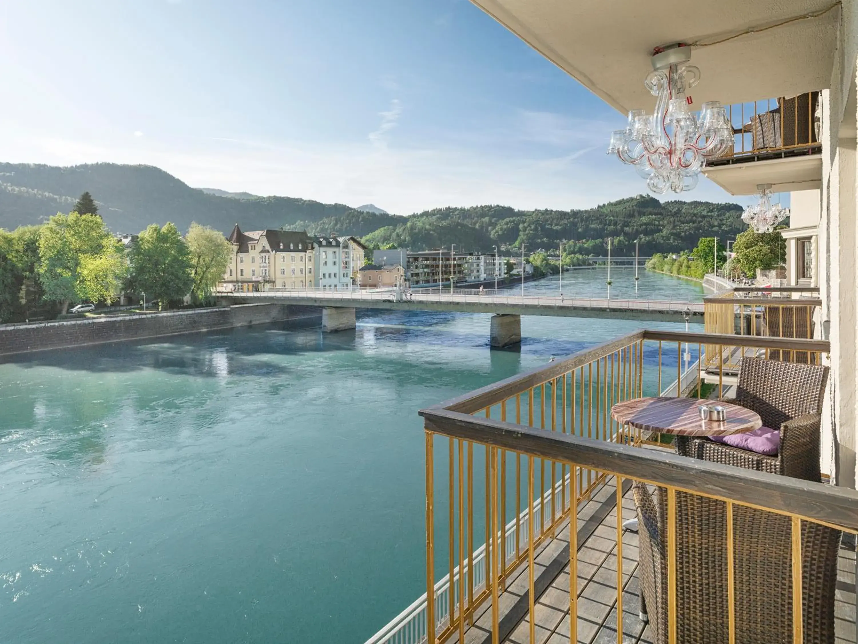 Mountain view, Balcony/Terrace in Boutique Hotel im Auracher Lochl