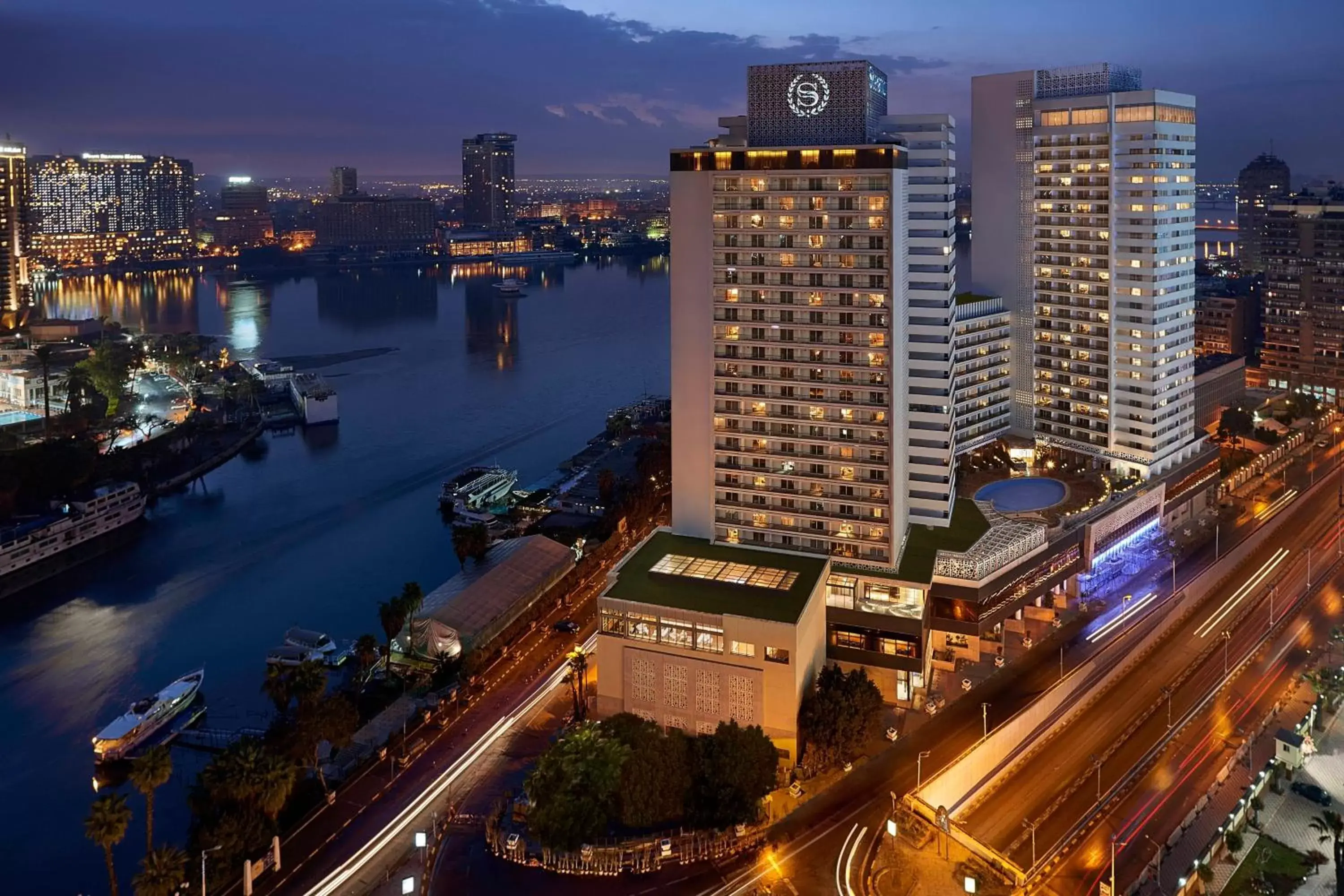 Property building in Sheraton Cairo Hotel & Casino