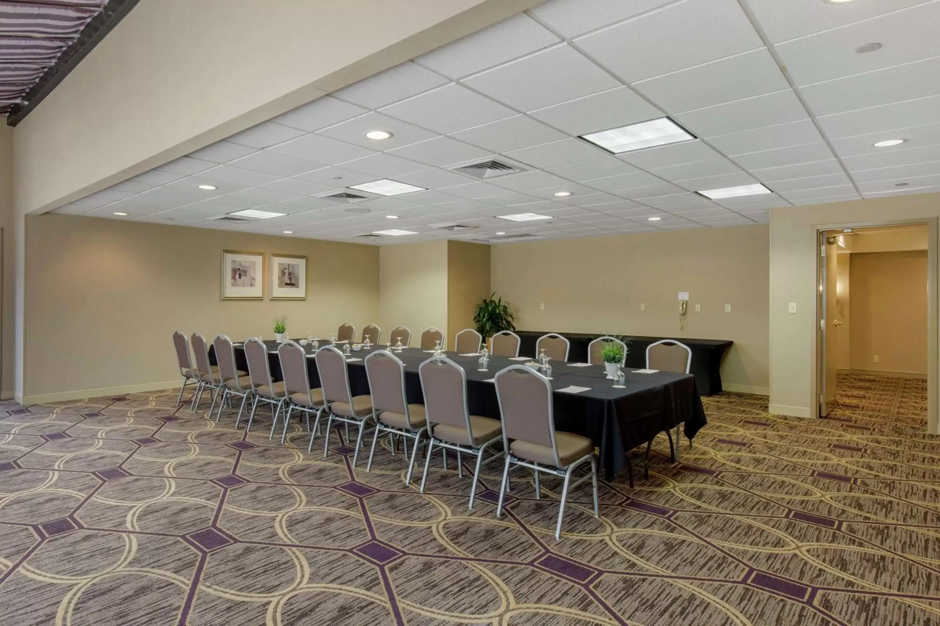 Meeting/conference room in DoubleTree by Hilton Downtown Wilmington - Legal District