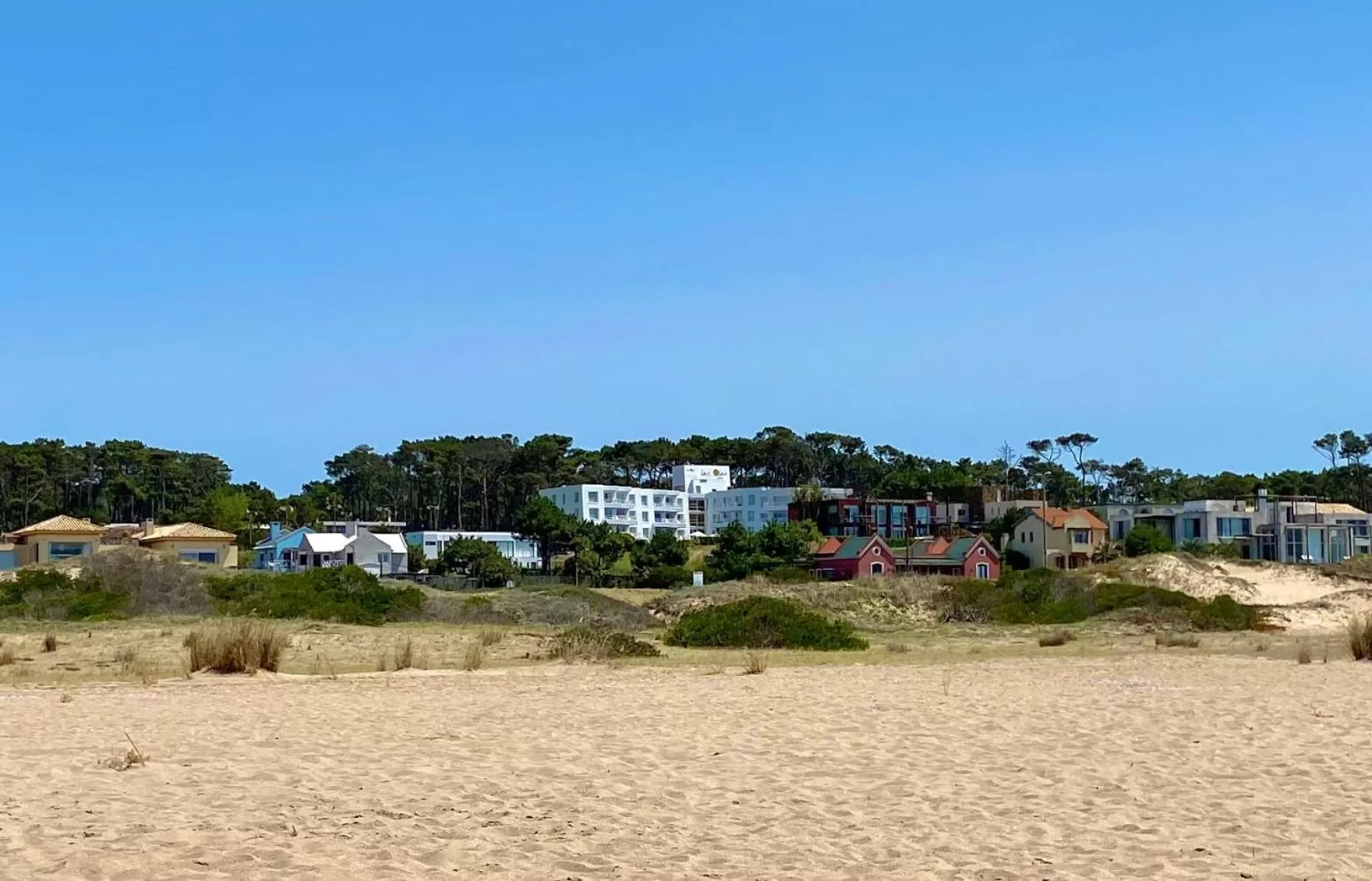 Property building in Hotel Las Olas Resort