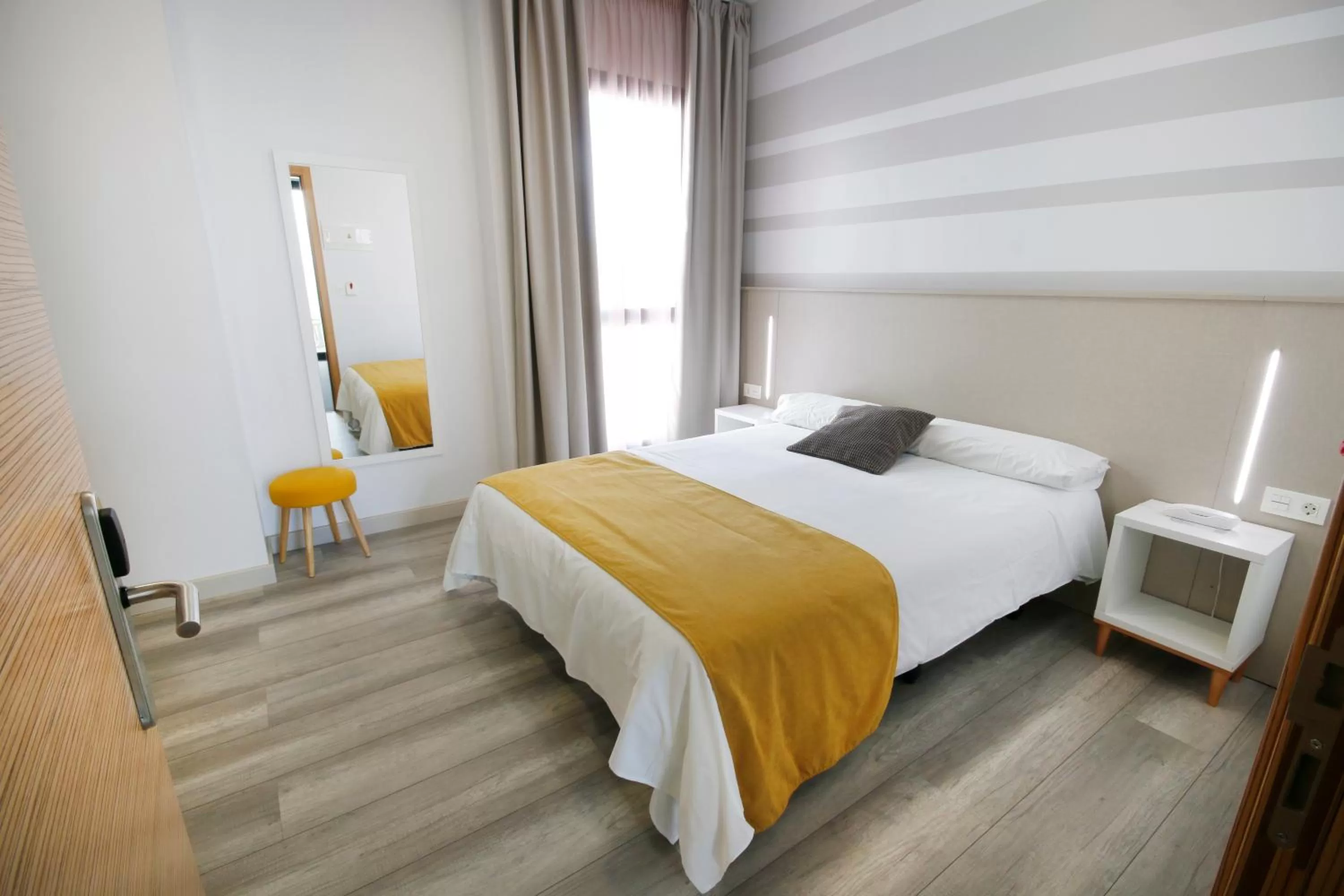 Photo of the whole room, Bed in Hotel Leo