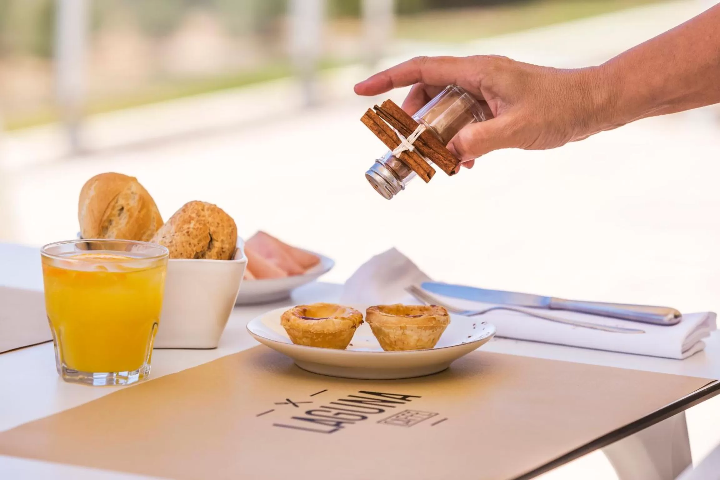 Restaurant/places to eat in Laguna - Vilamoura