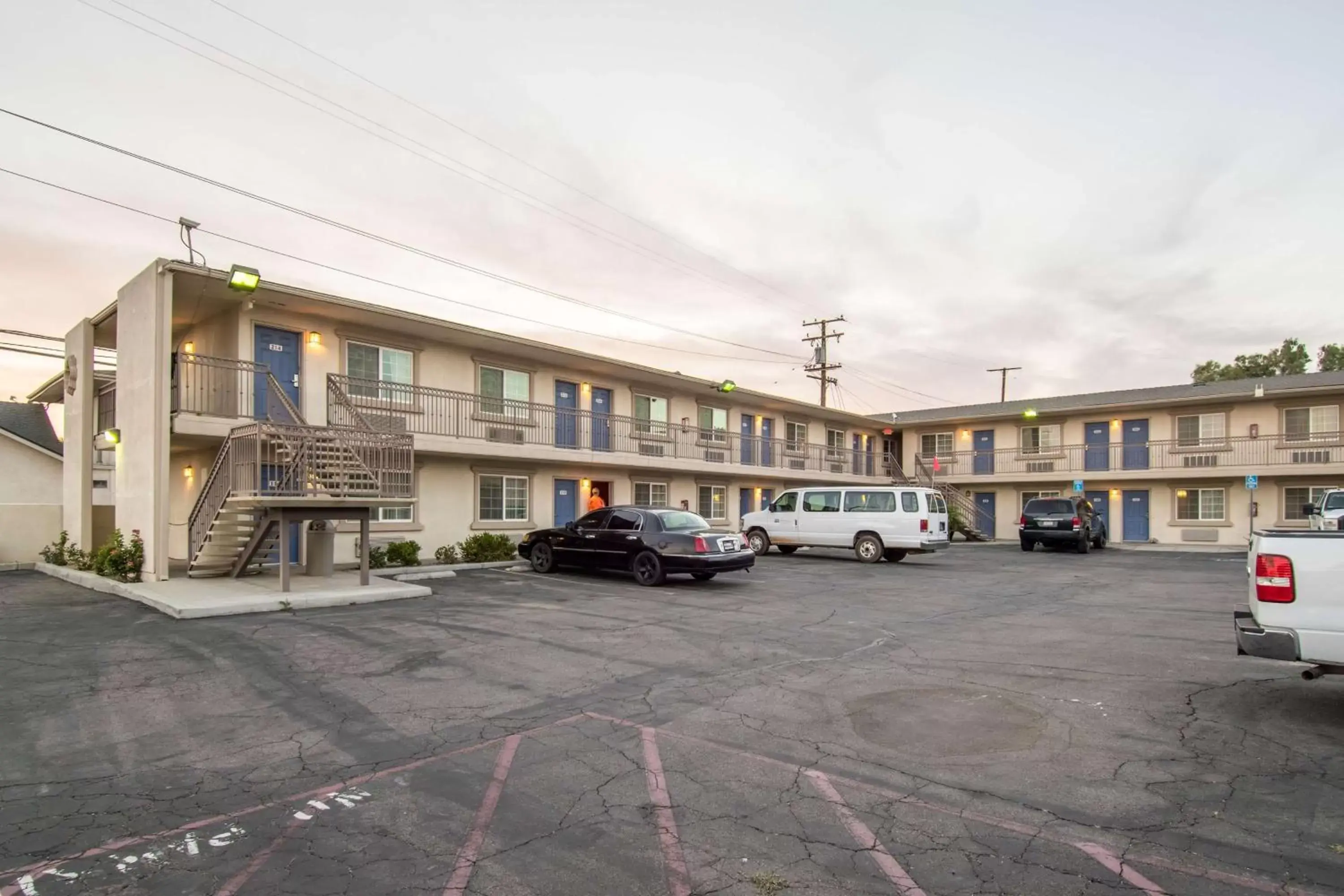 Property Building in Motel 6-Mojave, CA - Airport