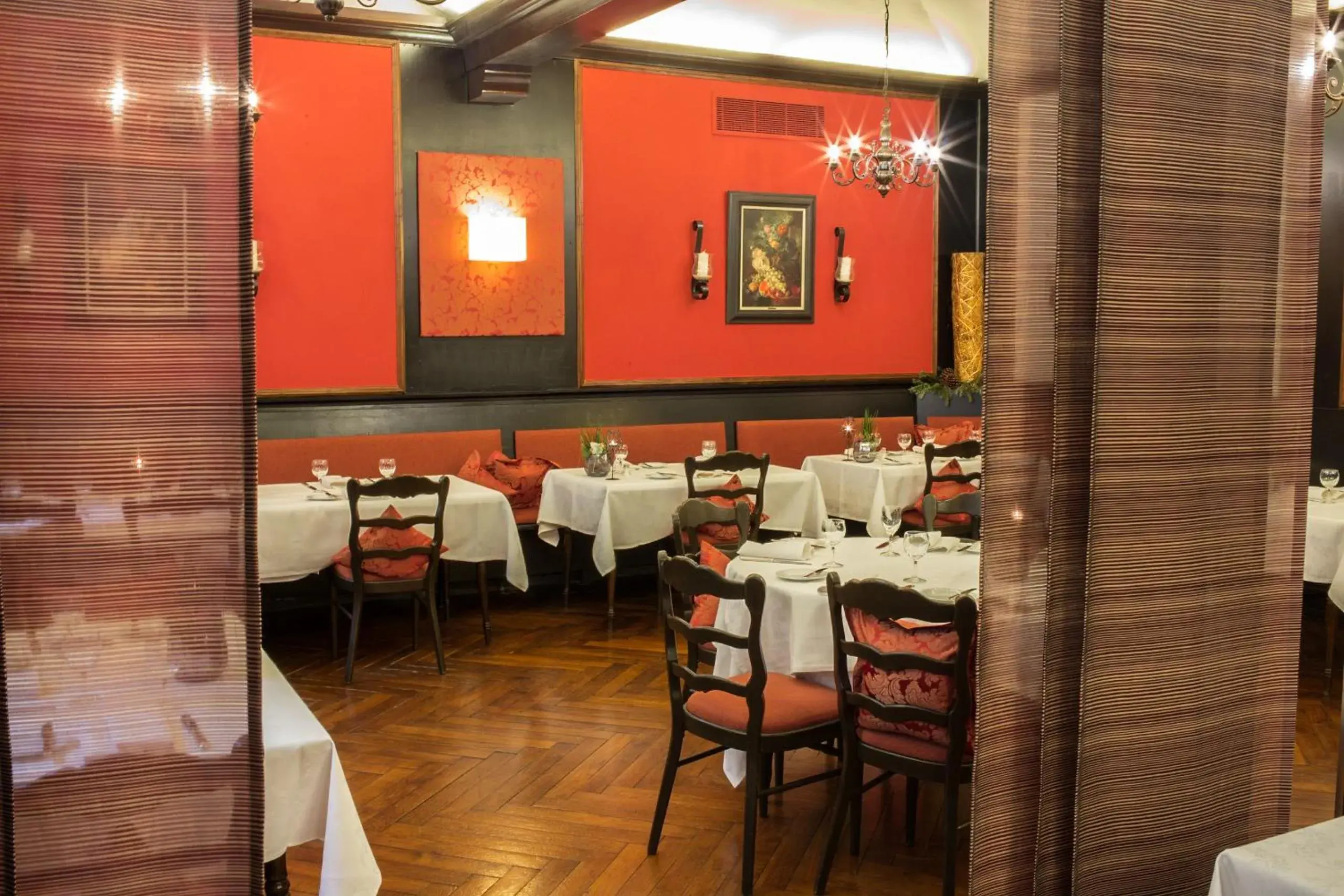 Restaurant/Places to Eat in Romantik Hotel Greifen-Post