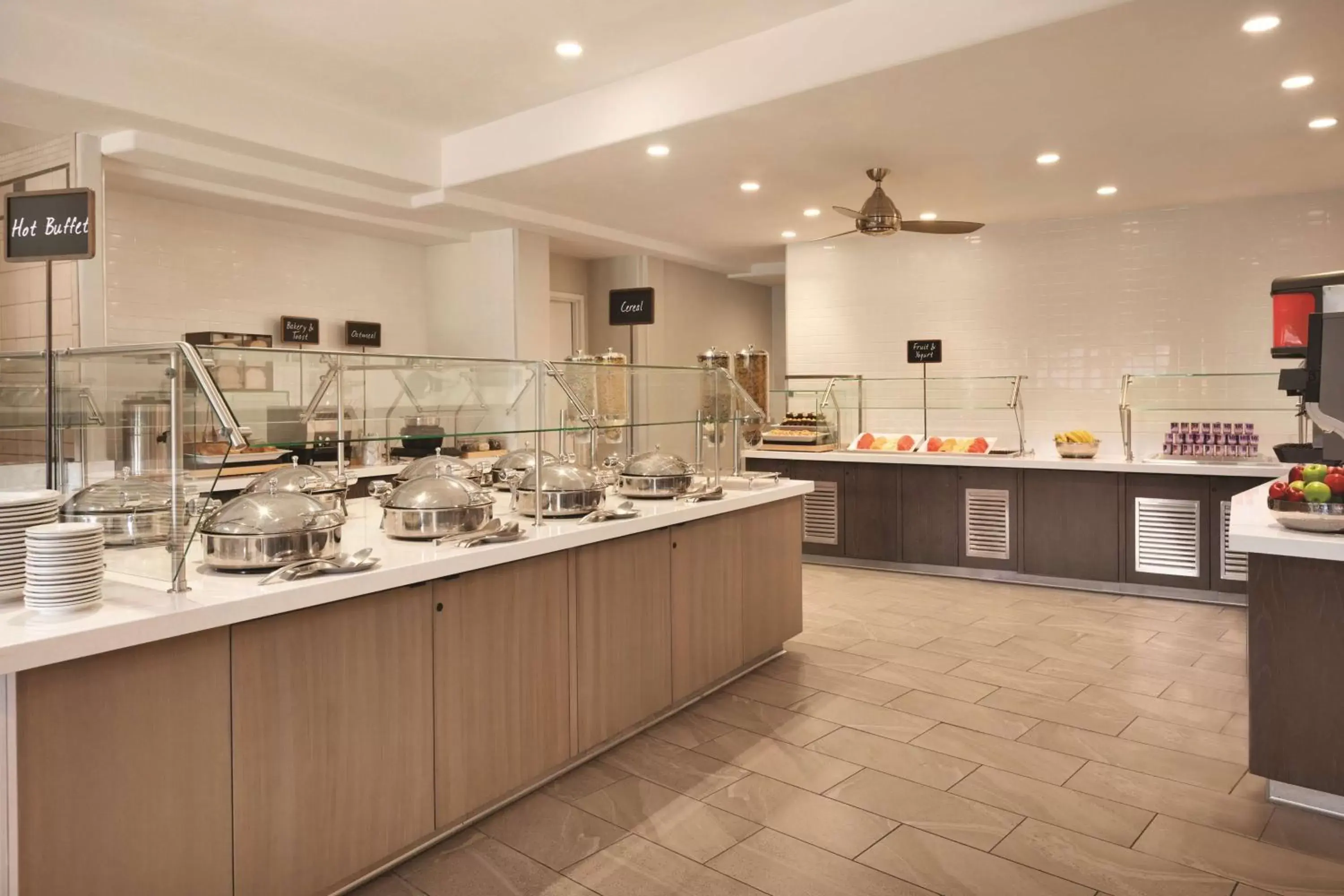 Dining area, Restaurant/Places to Eat in Embassy Suites by Hilton Temecula Valley Wine Country