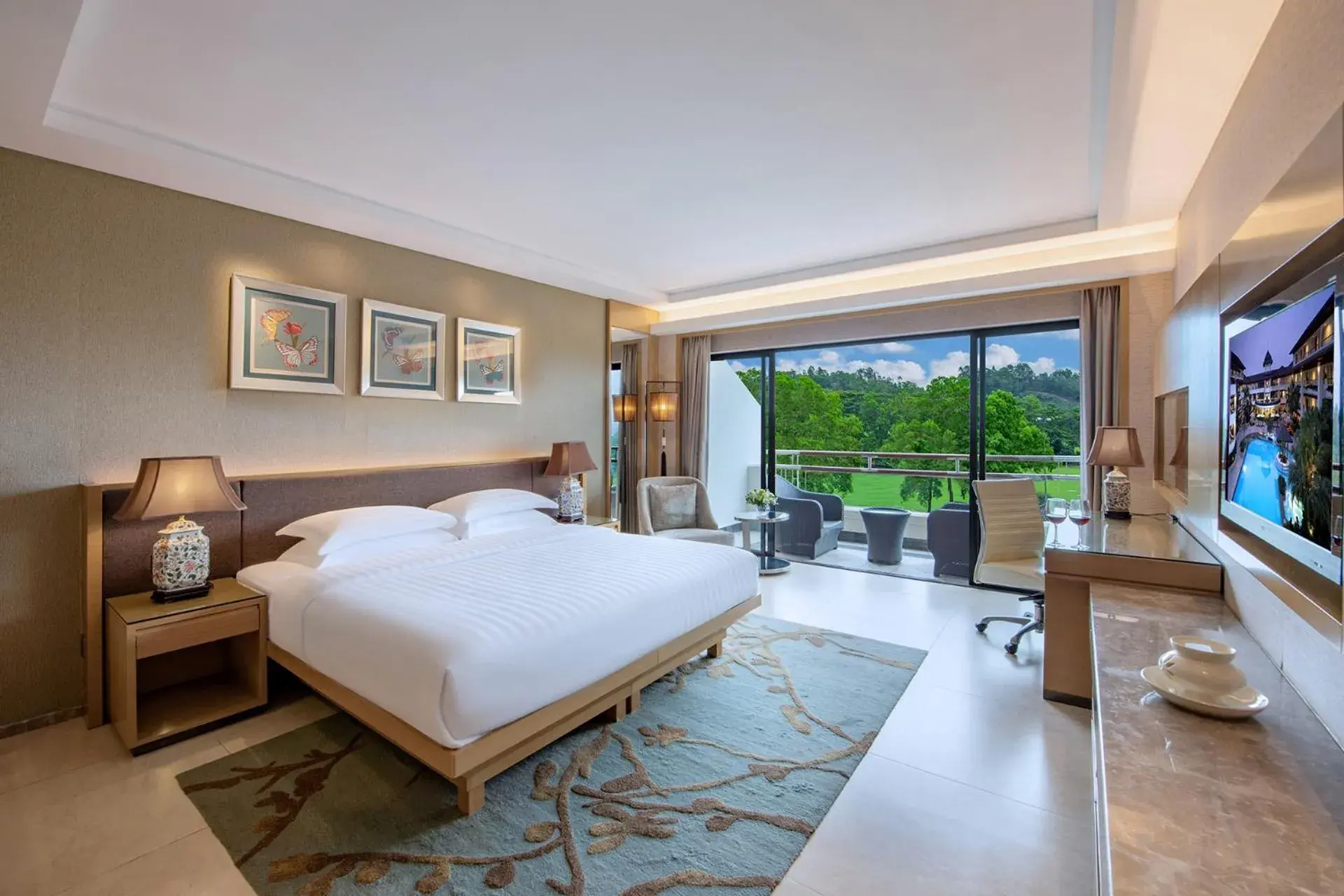 Photo of the whole room in Mission Hills Hotel Resorts Shenzhen