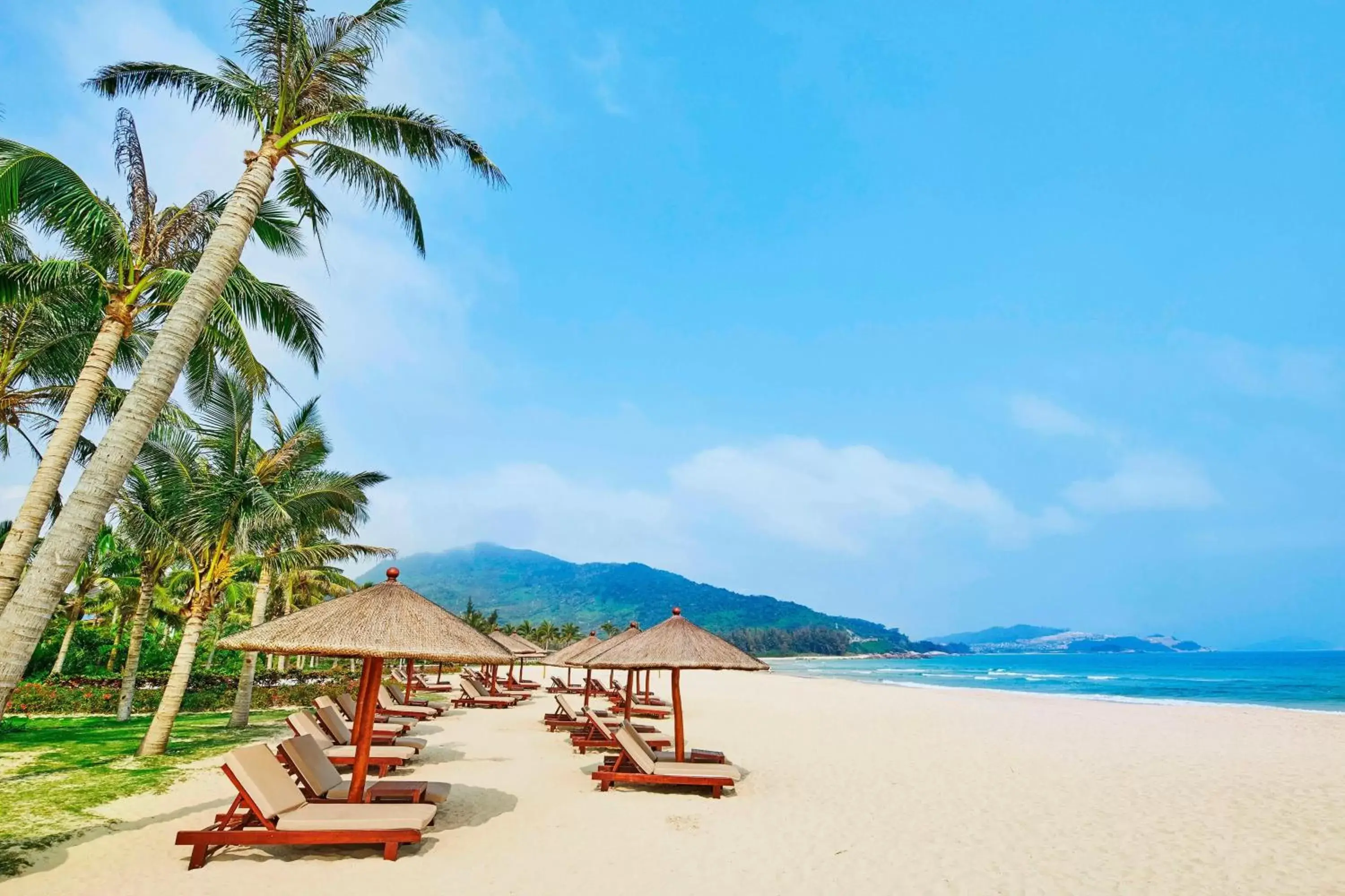 Beach in The Westin Shimei Bay Resort