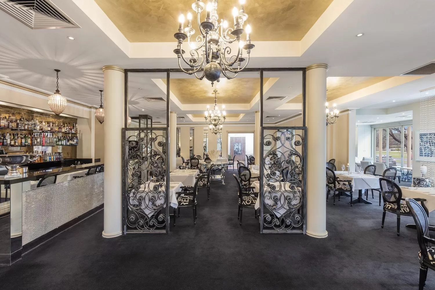 Restaurant/places to eat in The Carrington Hotel