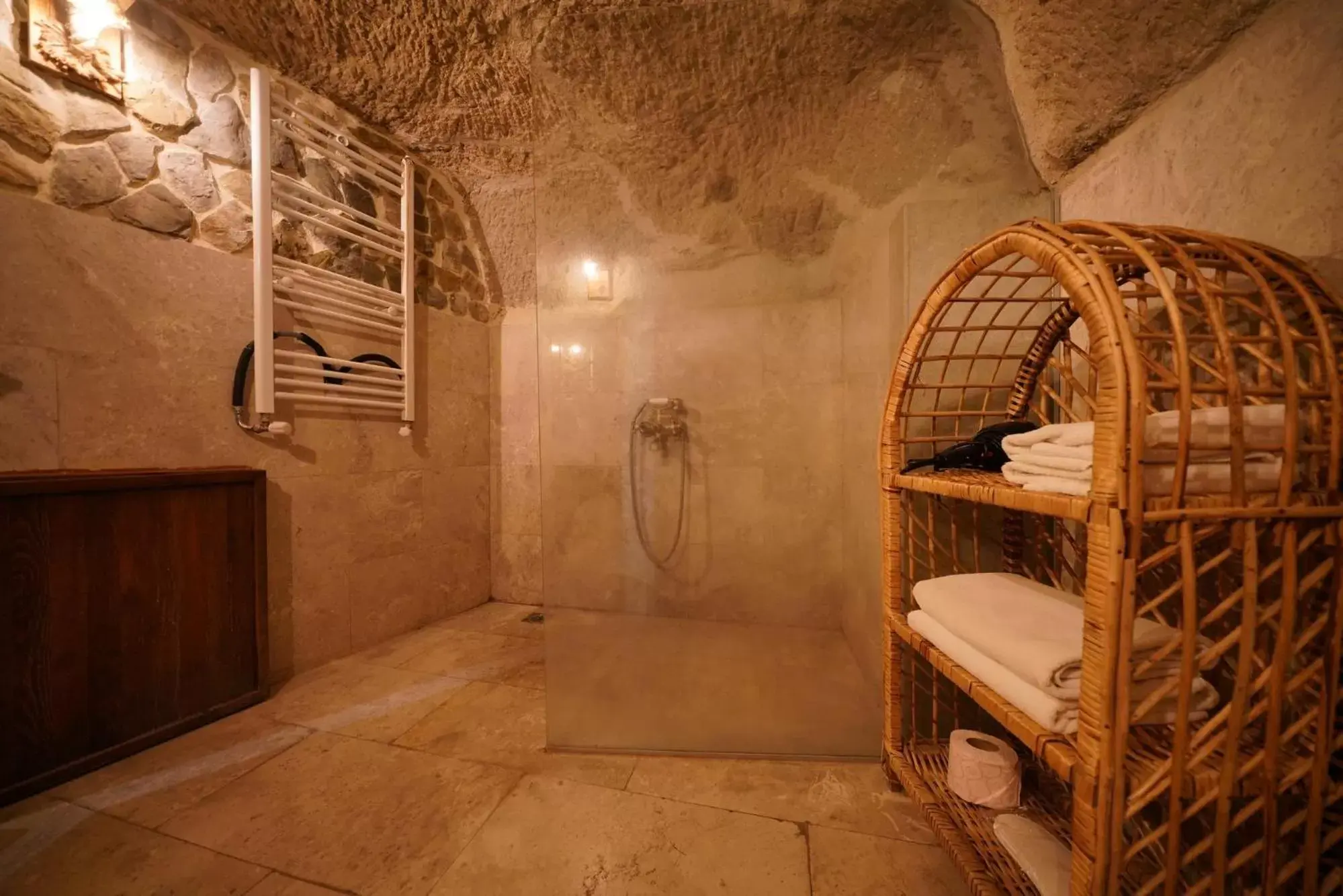 Shower, Bathroom in Cappadocia Nar Cave House & Hot Swimming Pool