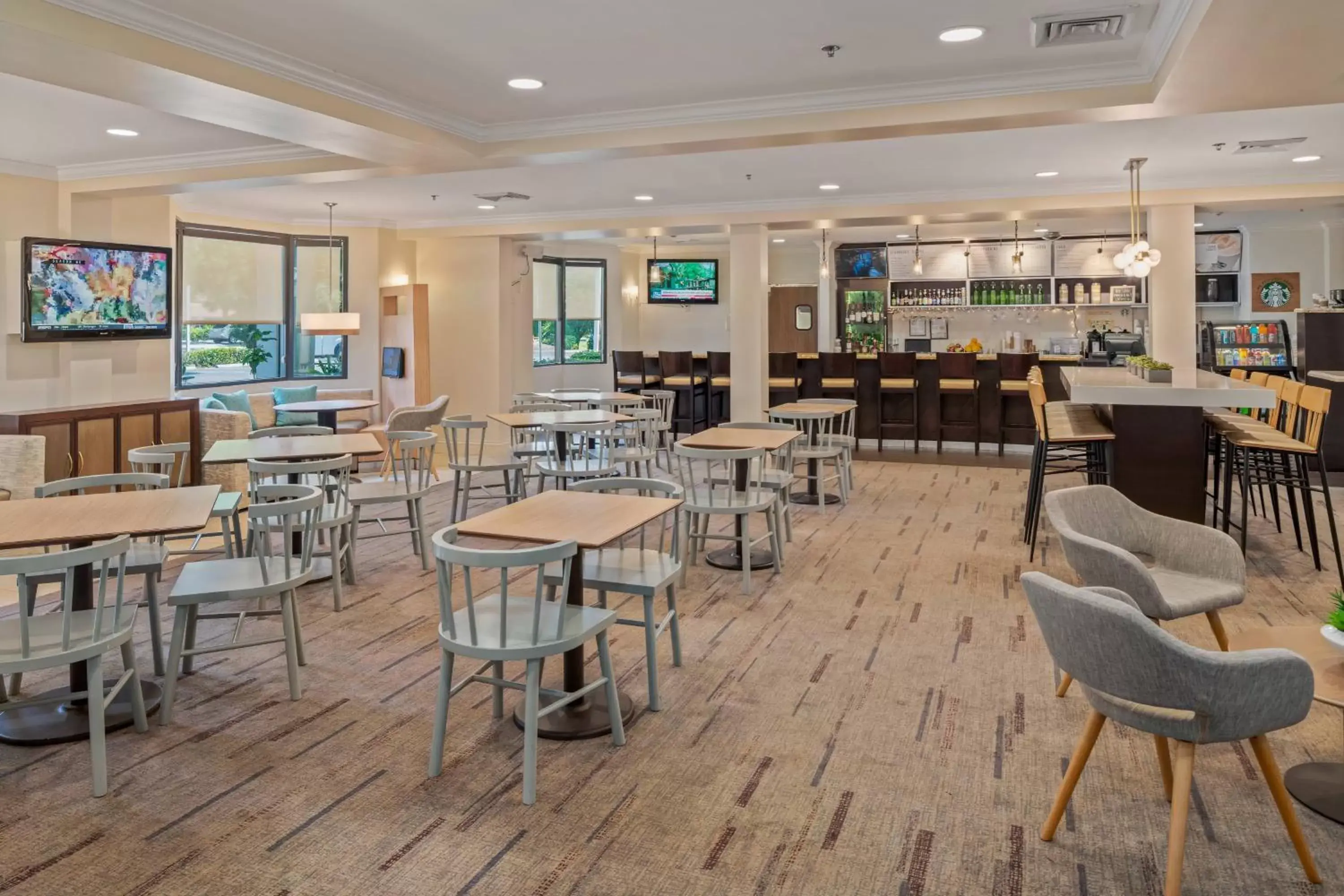 Restaurant/Places to Eat in Courtyard by Marriott - Naples