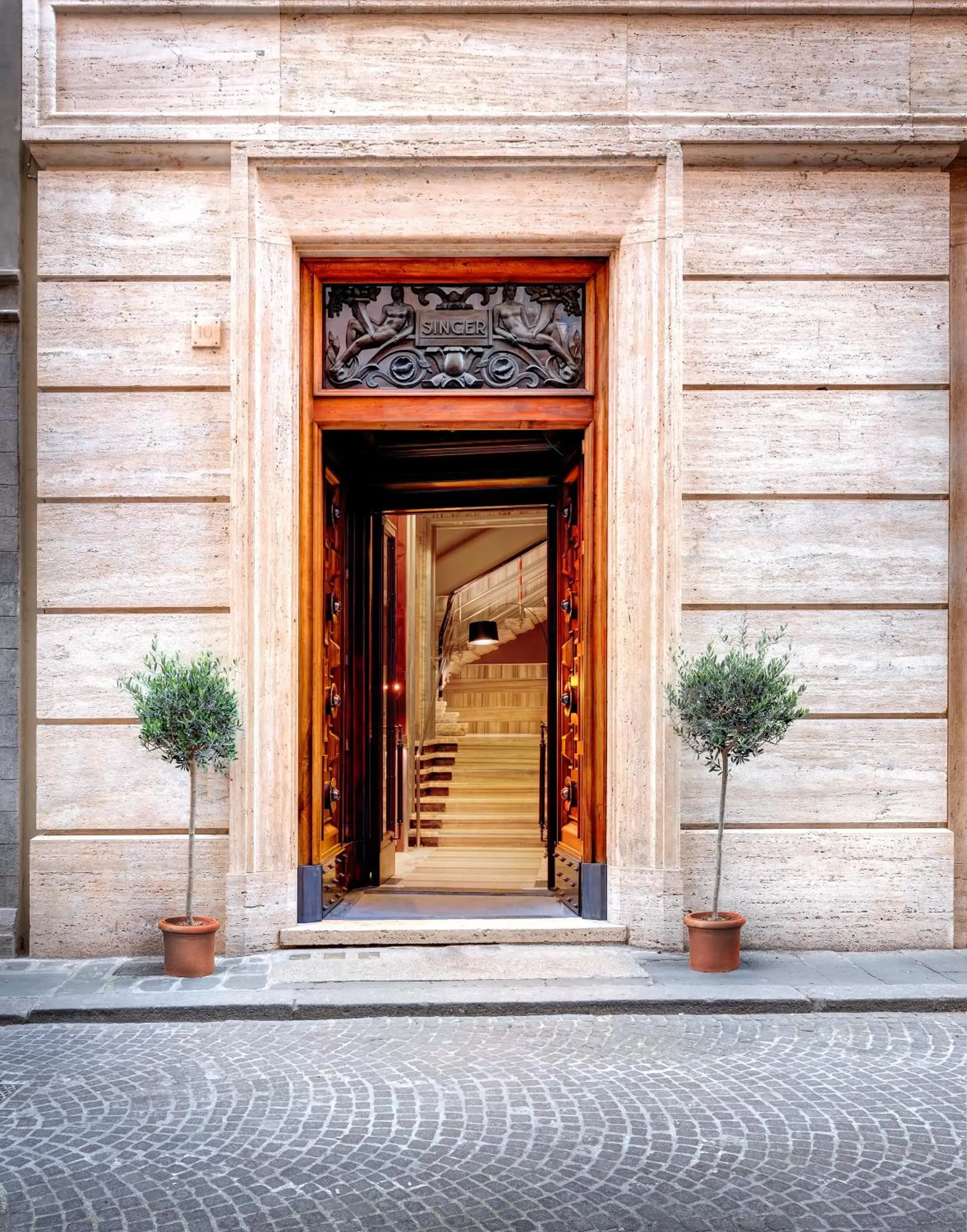 Facade/Entrance in Singer Palace Hotel