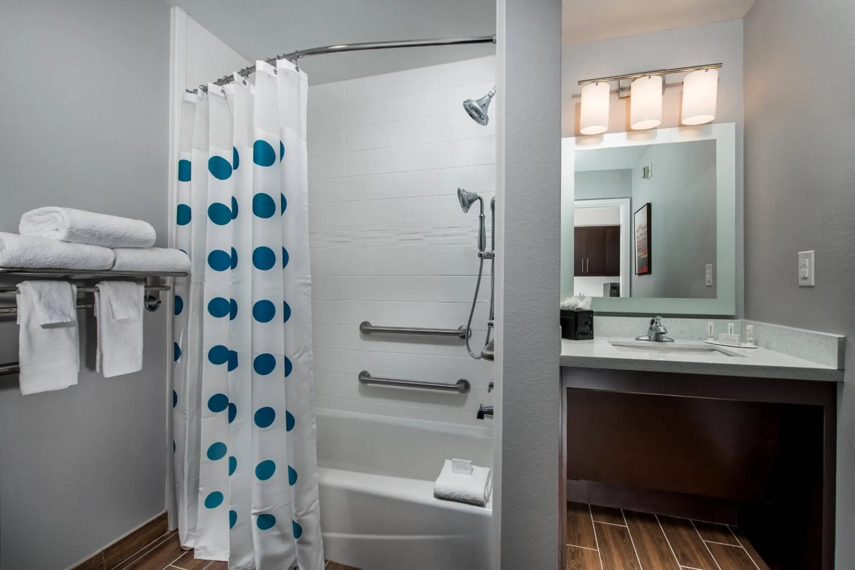 Bathroom in TownePlace Suites by Marriott Waco South