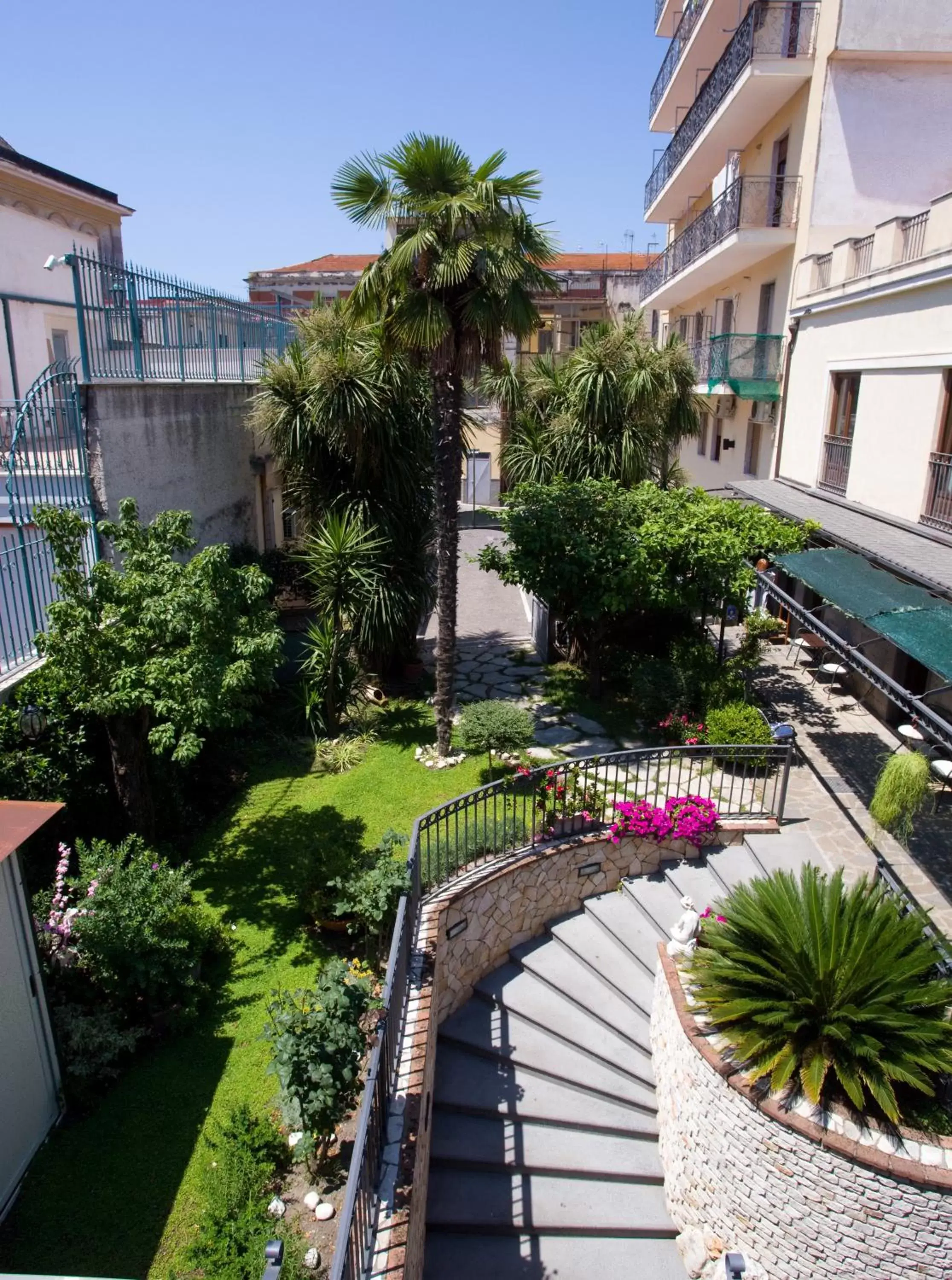 Garden view, Property Building in Hotel Pace