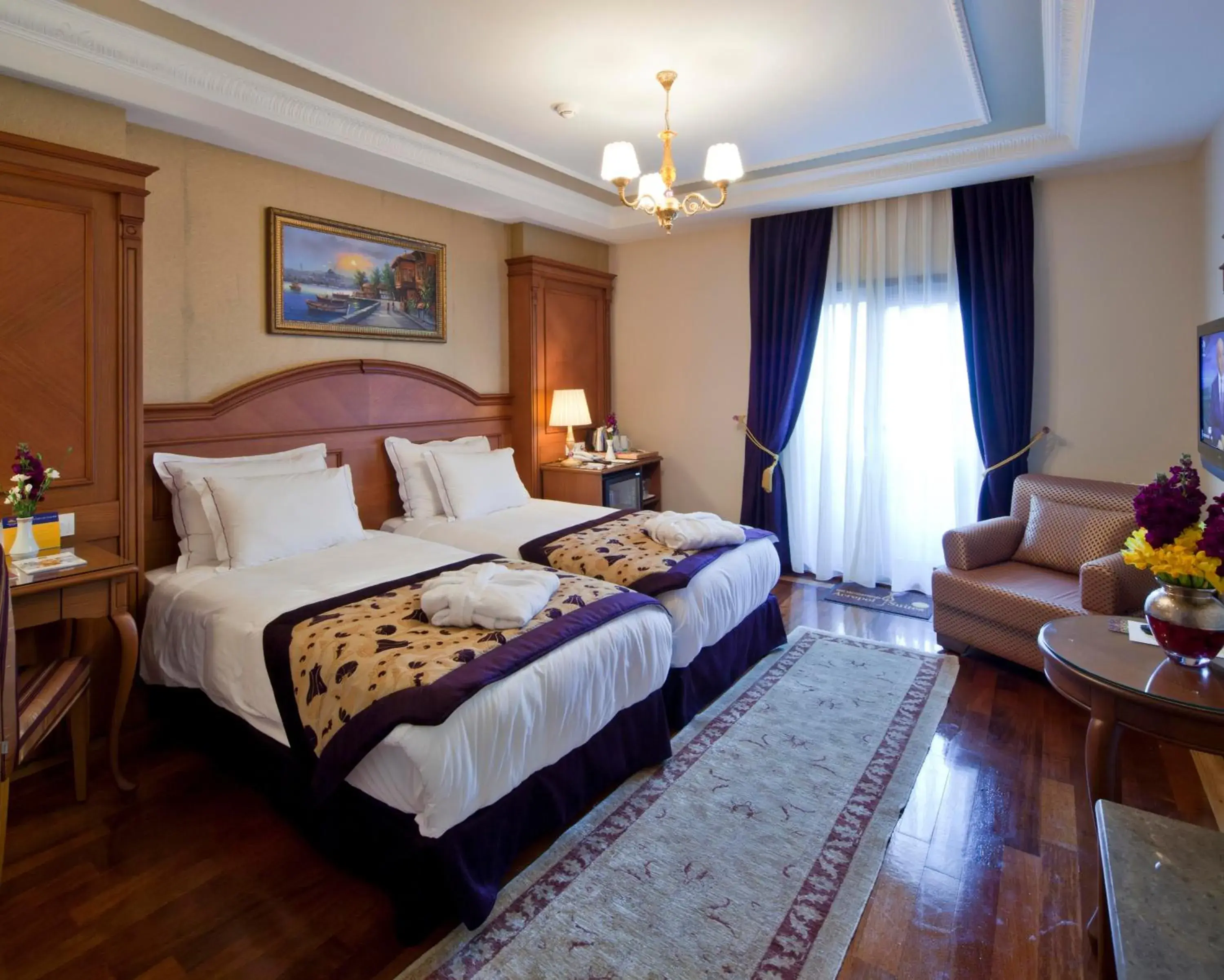 Photo of the whole room, Bed in GLK PREMIER Acropol Suites & Spa