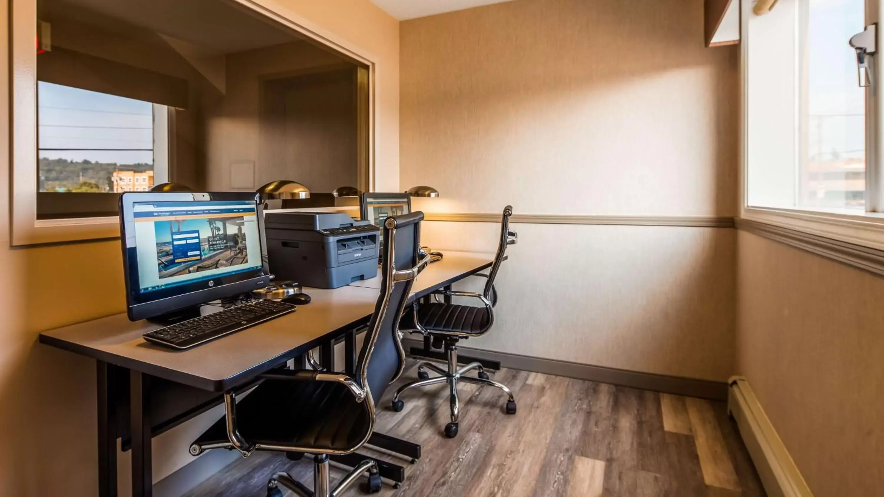 Business facilities in Tower Inn & Suites
