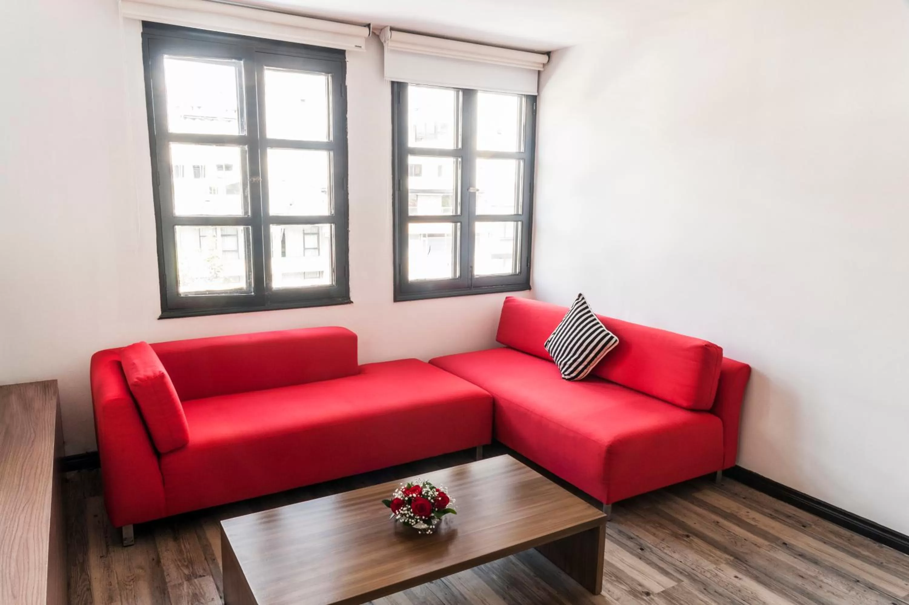 Living room, Seating Area in Hotel Bogota Virrey