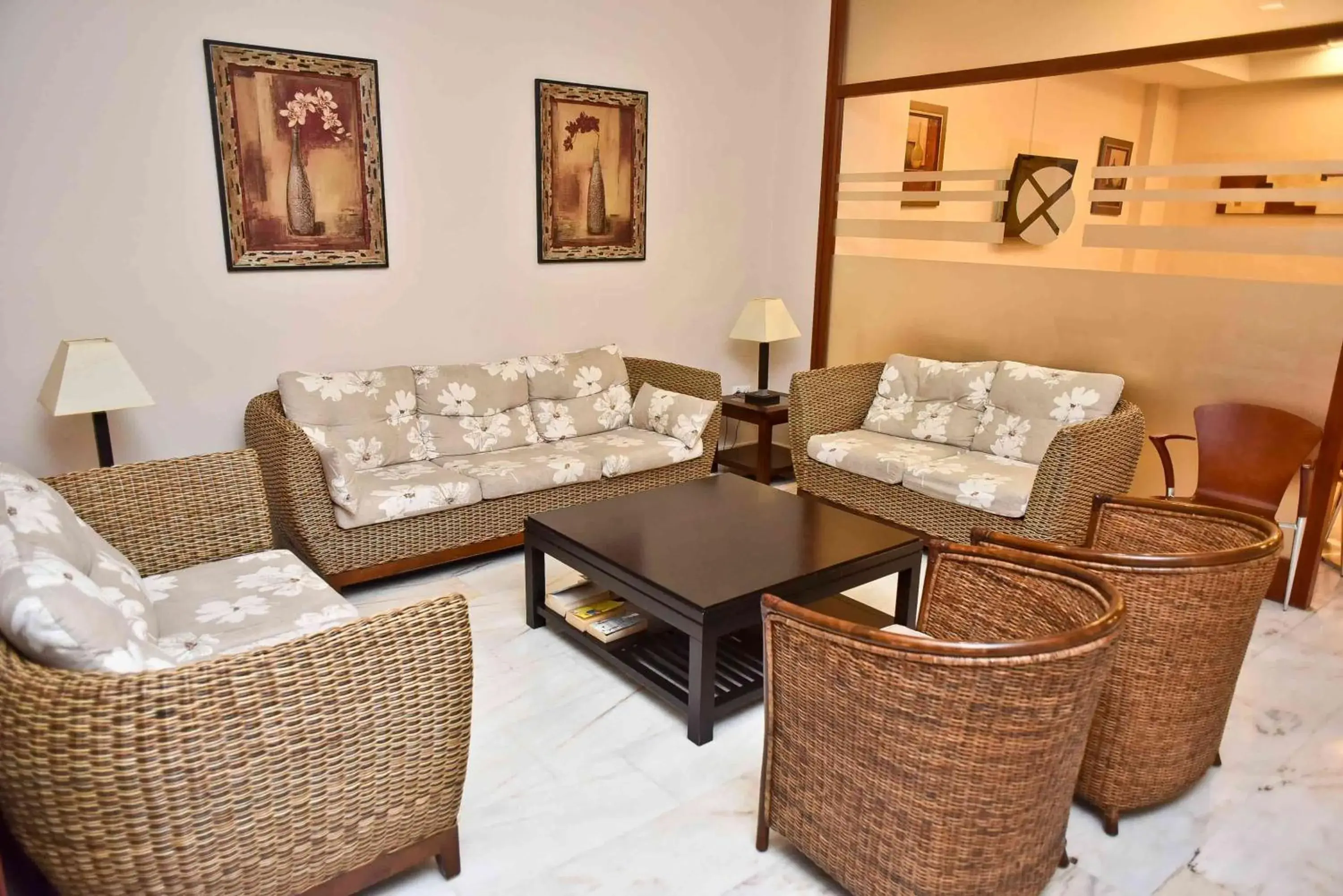 Communal lounge/ TV room, Seating Area in Hotel Adsubia