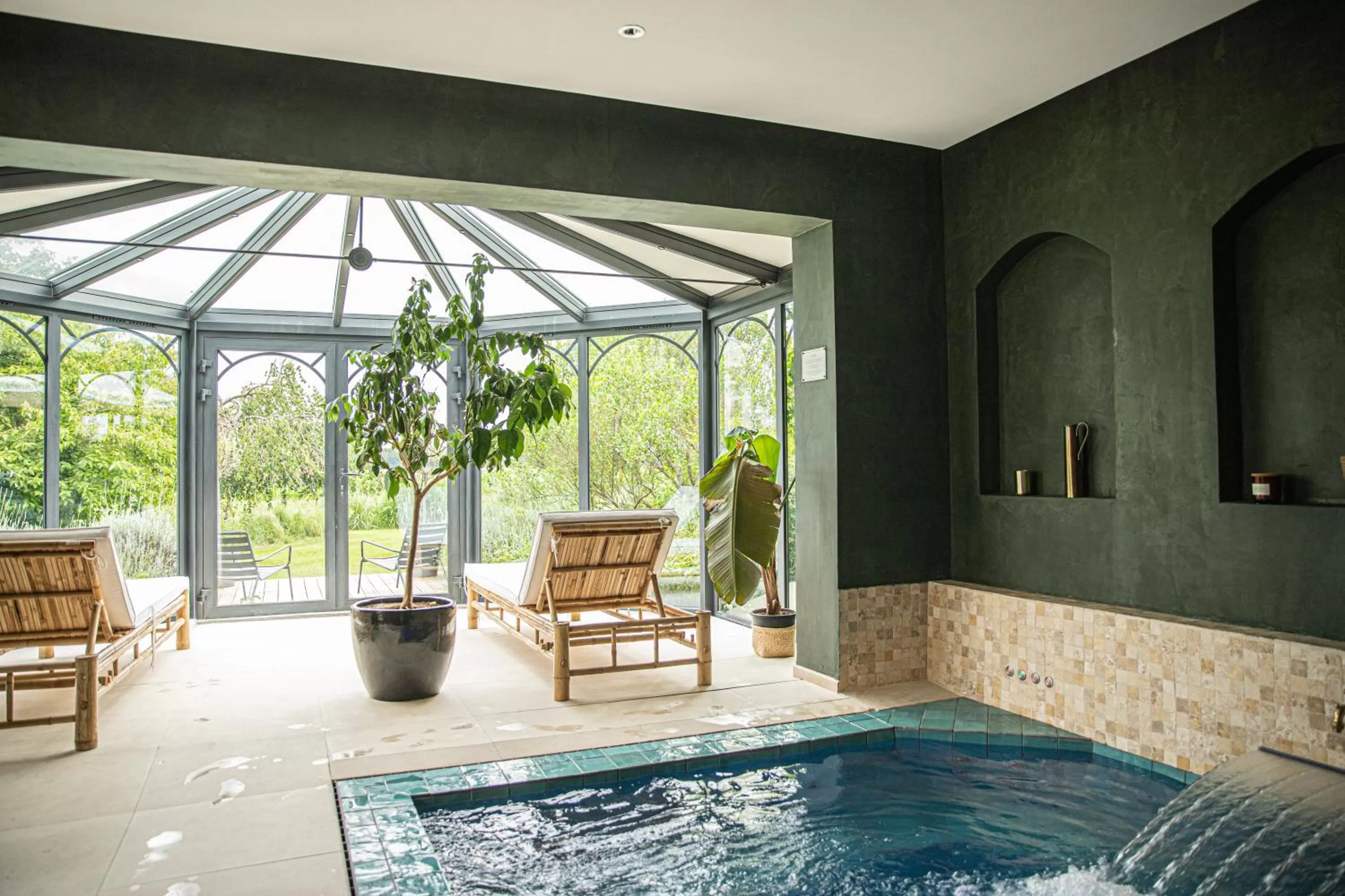 Spa and wellness centre/facilities in Domaine de Bellevue, The Originals Relais