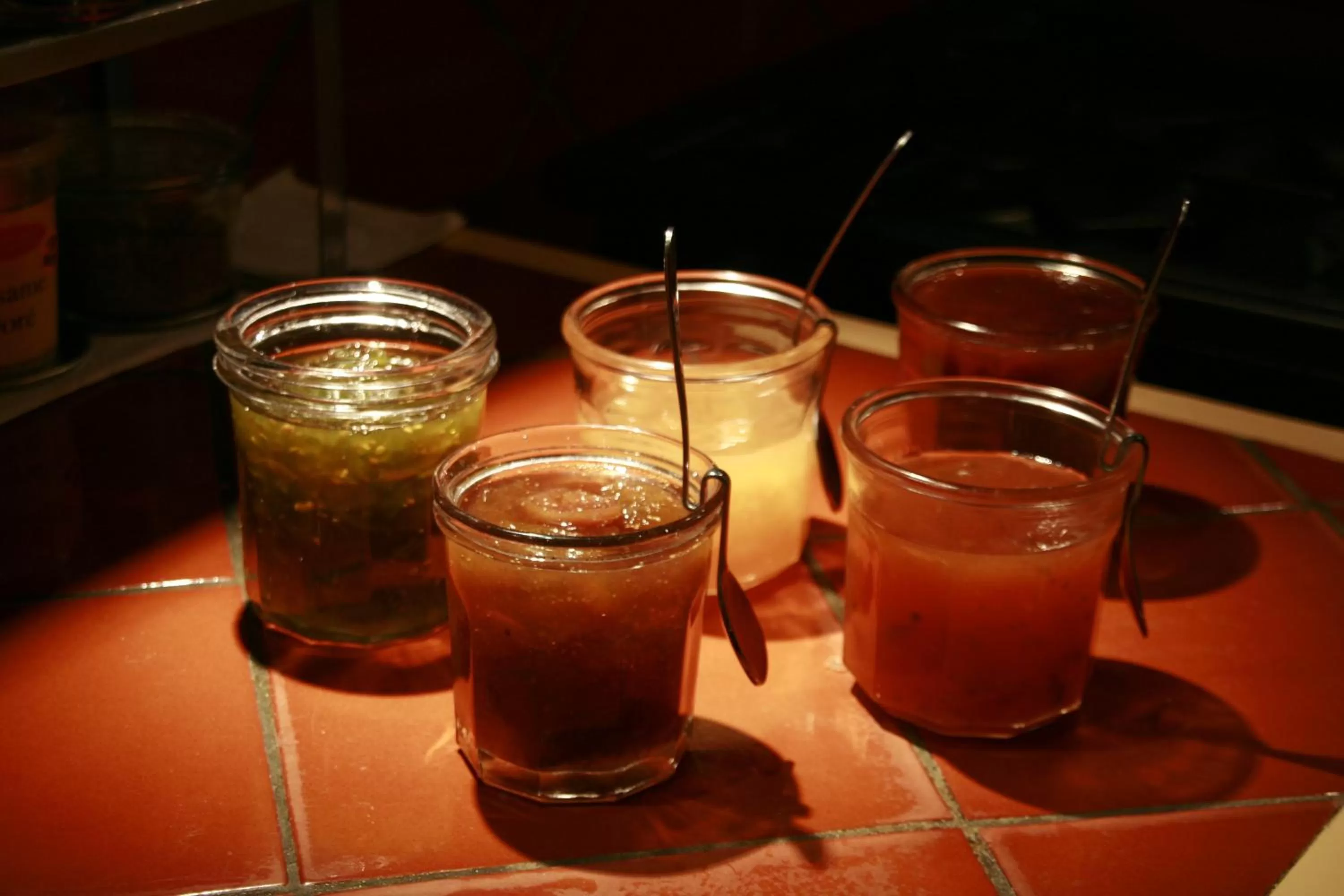 Food, Drinks in La Maison sur la Colline