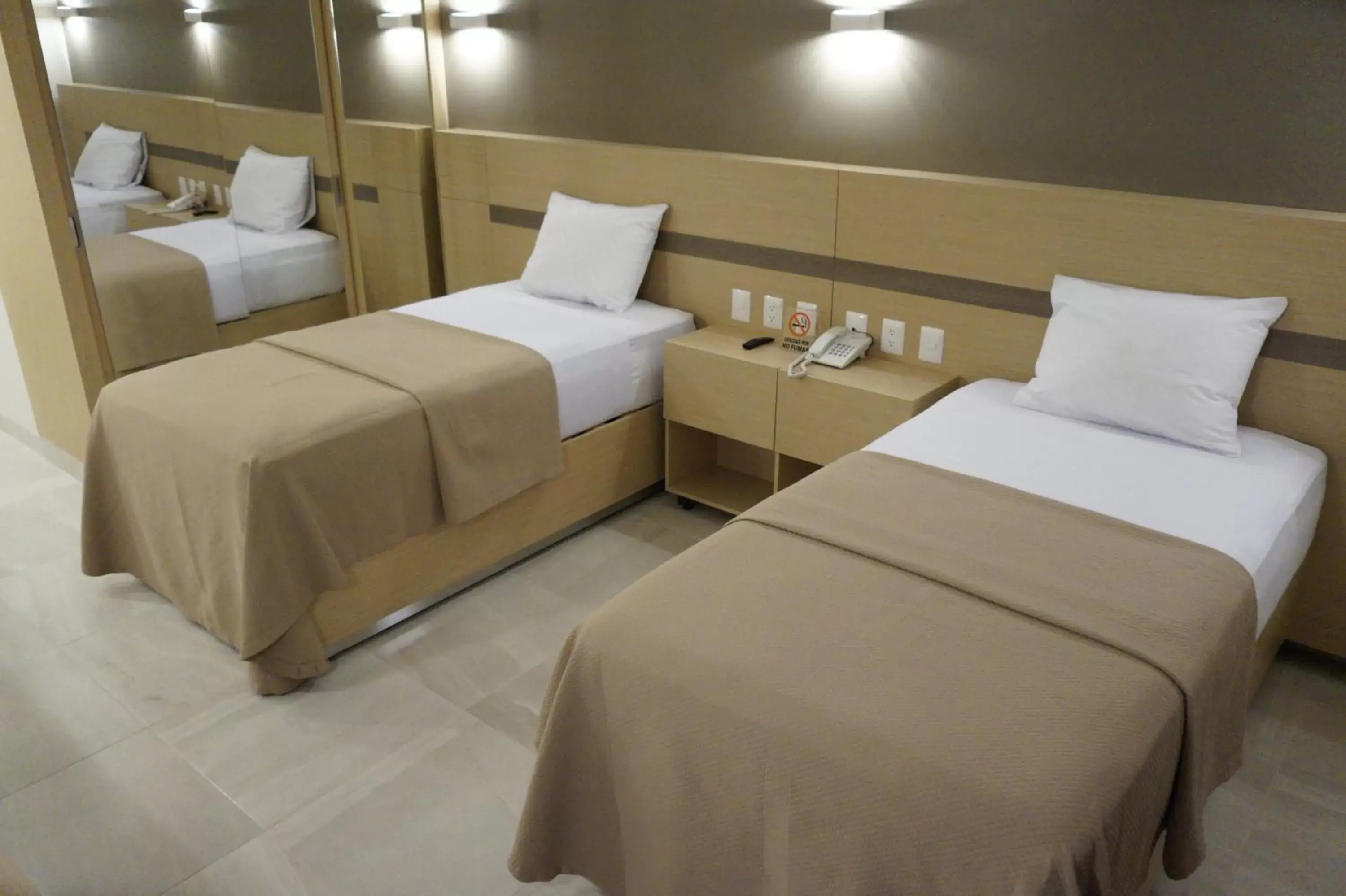 Photo of the whole room, Bed in Hotel Valle Express