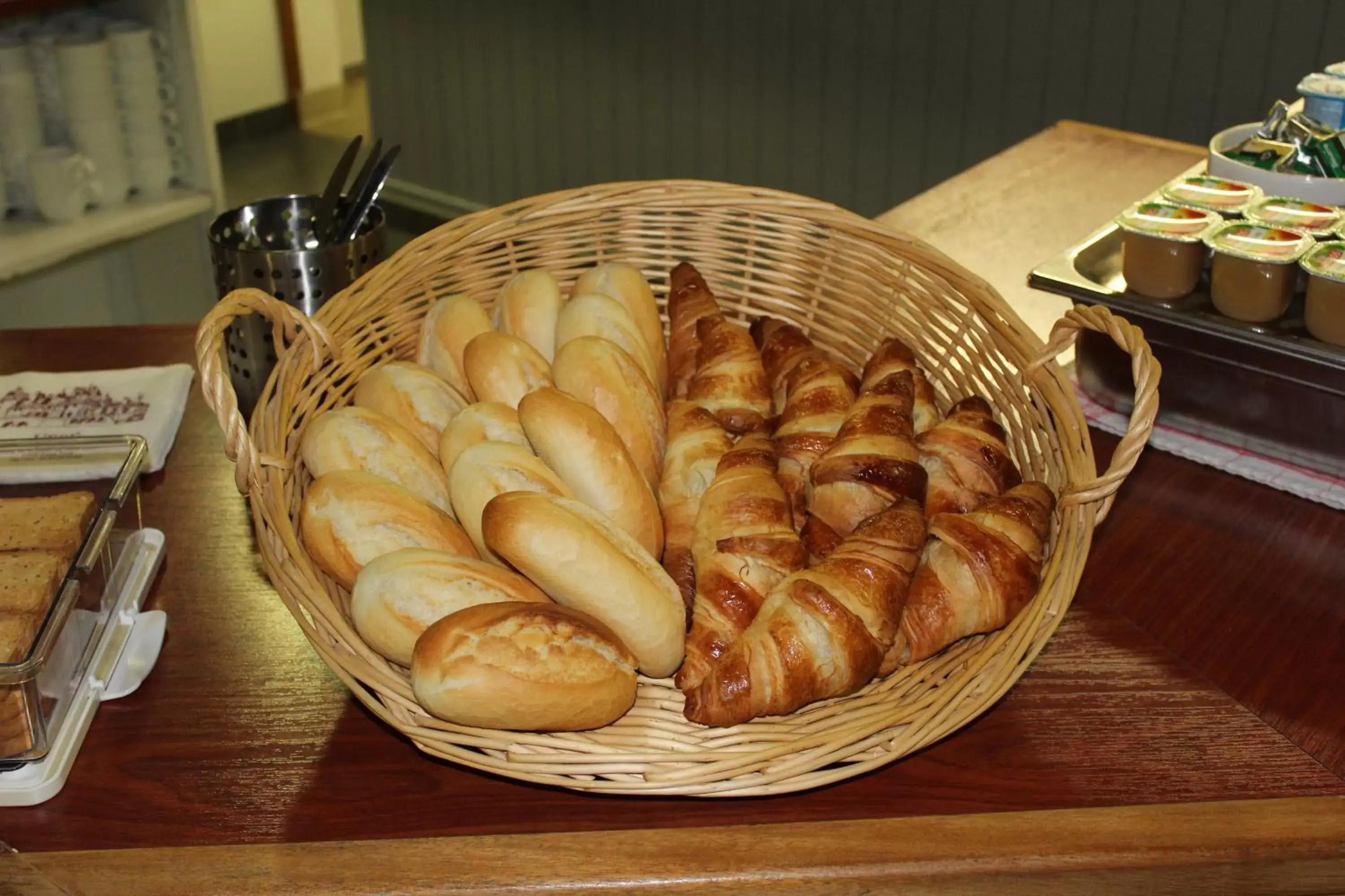 Buffet breakfast, Food in Fasthotel Tours Sud