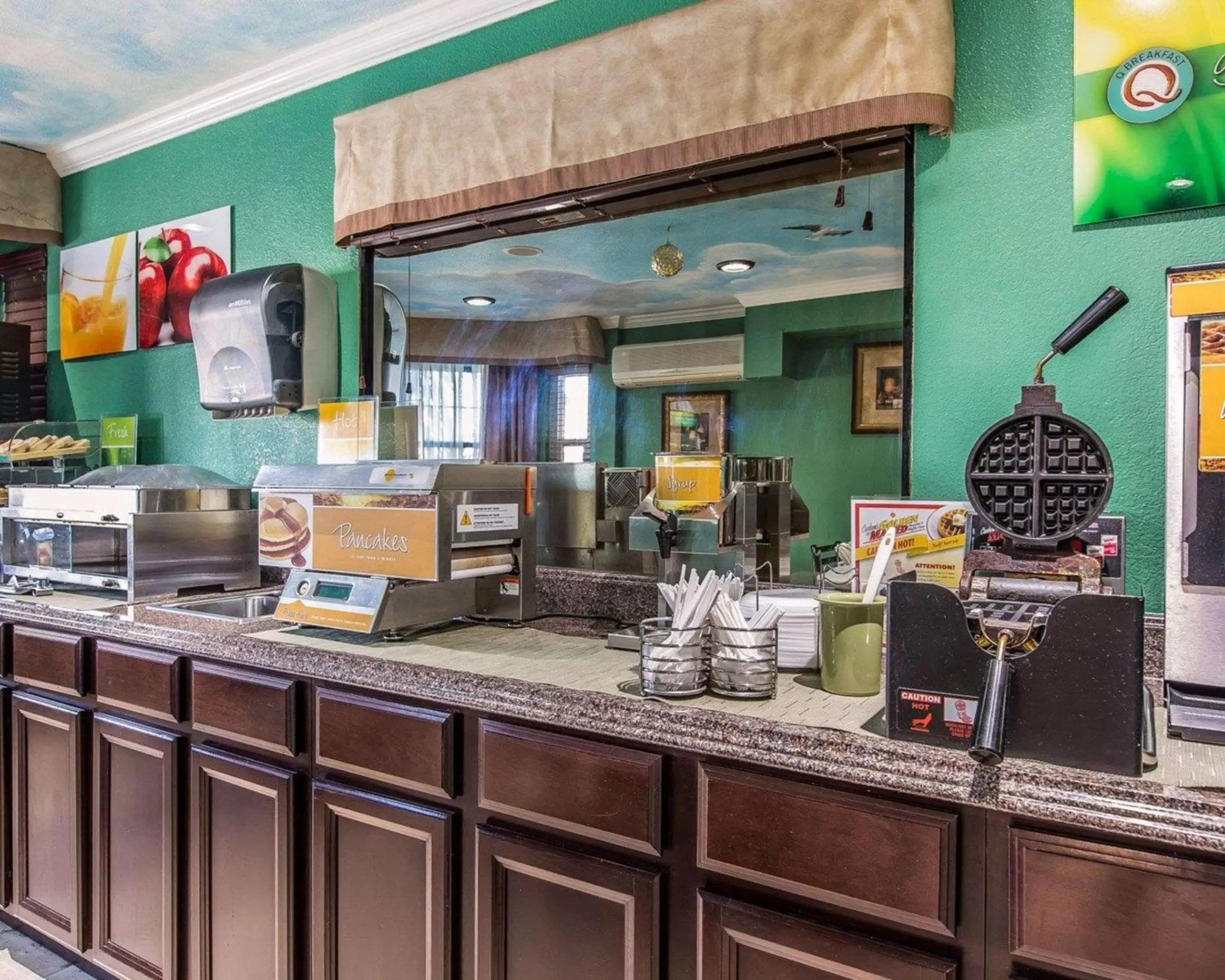 Restaurant/places to eat in Quality Inn Hemet - San Jacinto Restaurant/places to eat in Quality Inn Hemet - San Jacinto