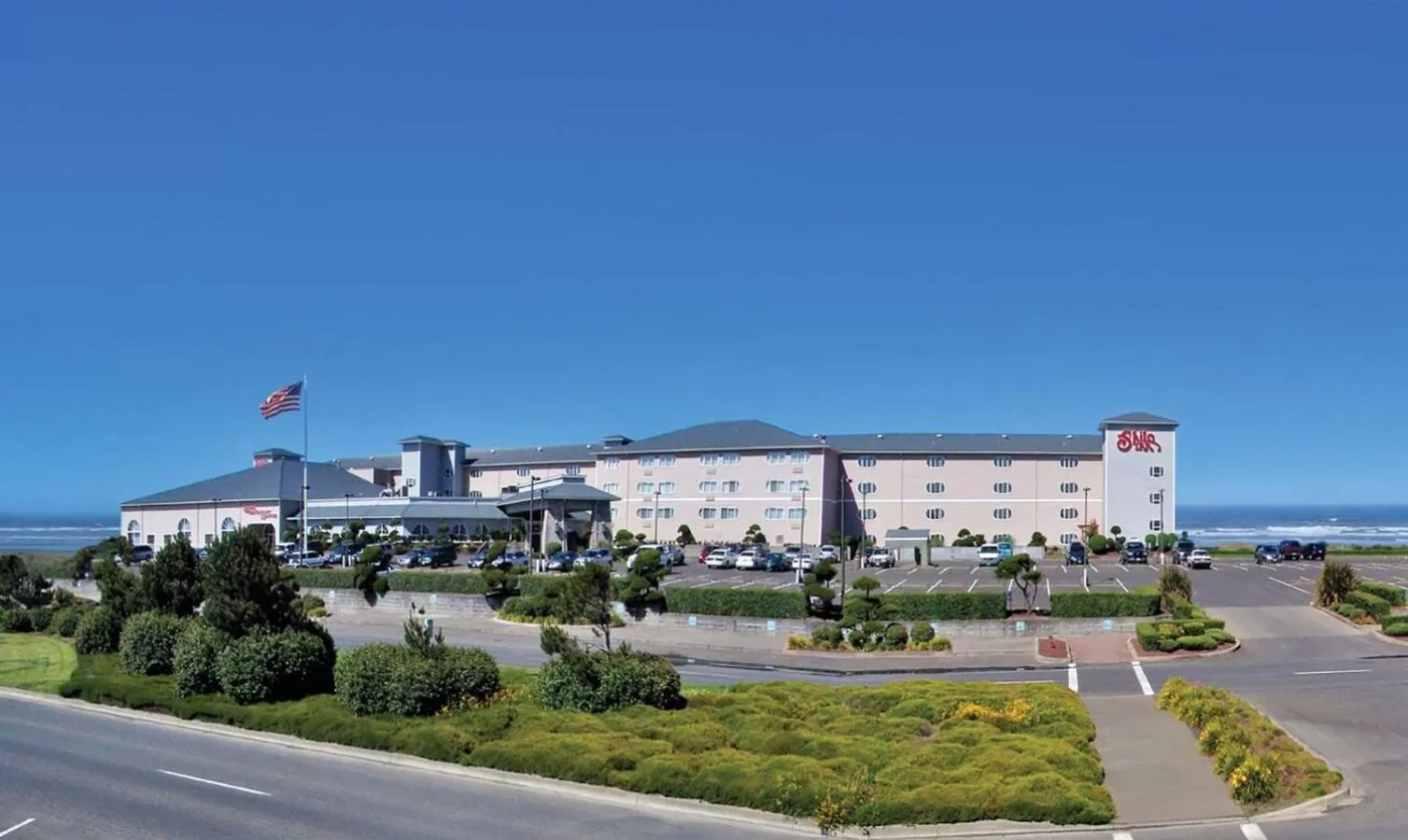 Facade/entrance in Shilo Inn Suites Ocean Shores
