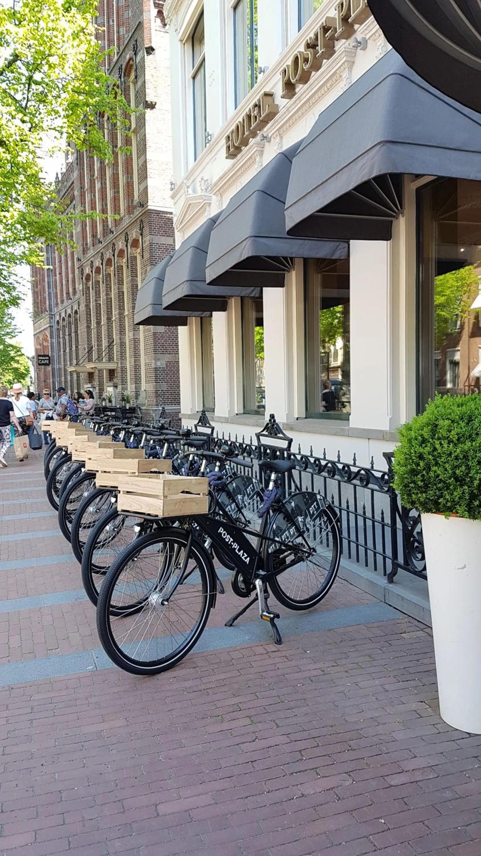 Cycling in Post-Plaza Hotel & Grand Café