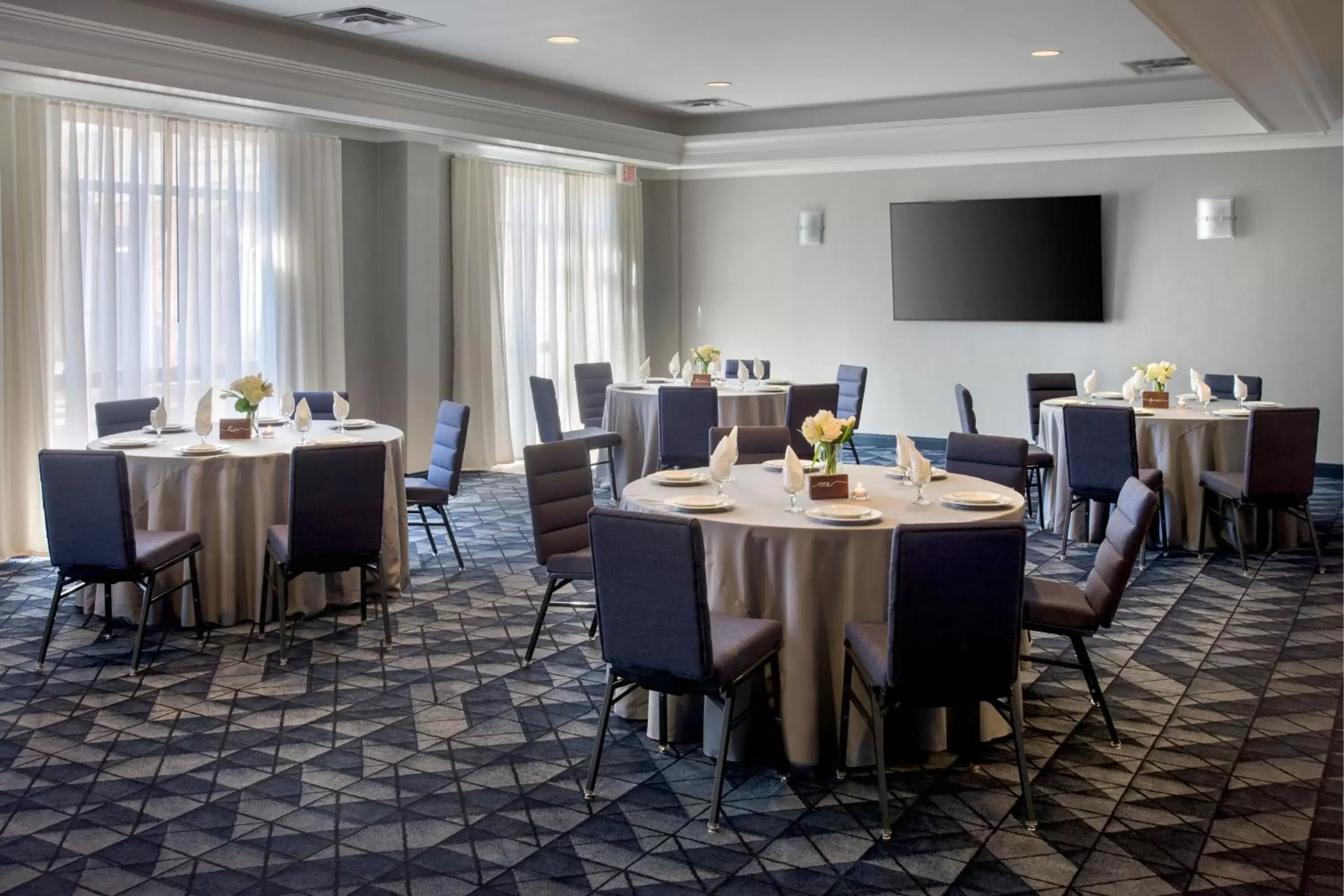Meeting/conference room, Restaurant/Places to Eat in Courtyard by Marriott Basking Ridge