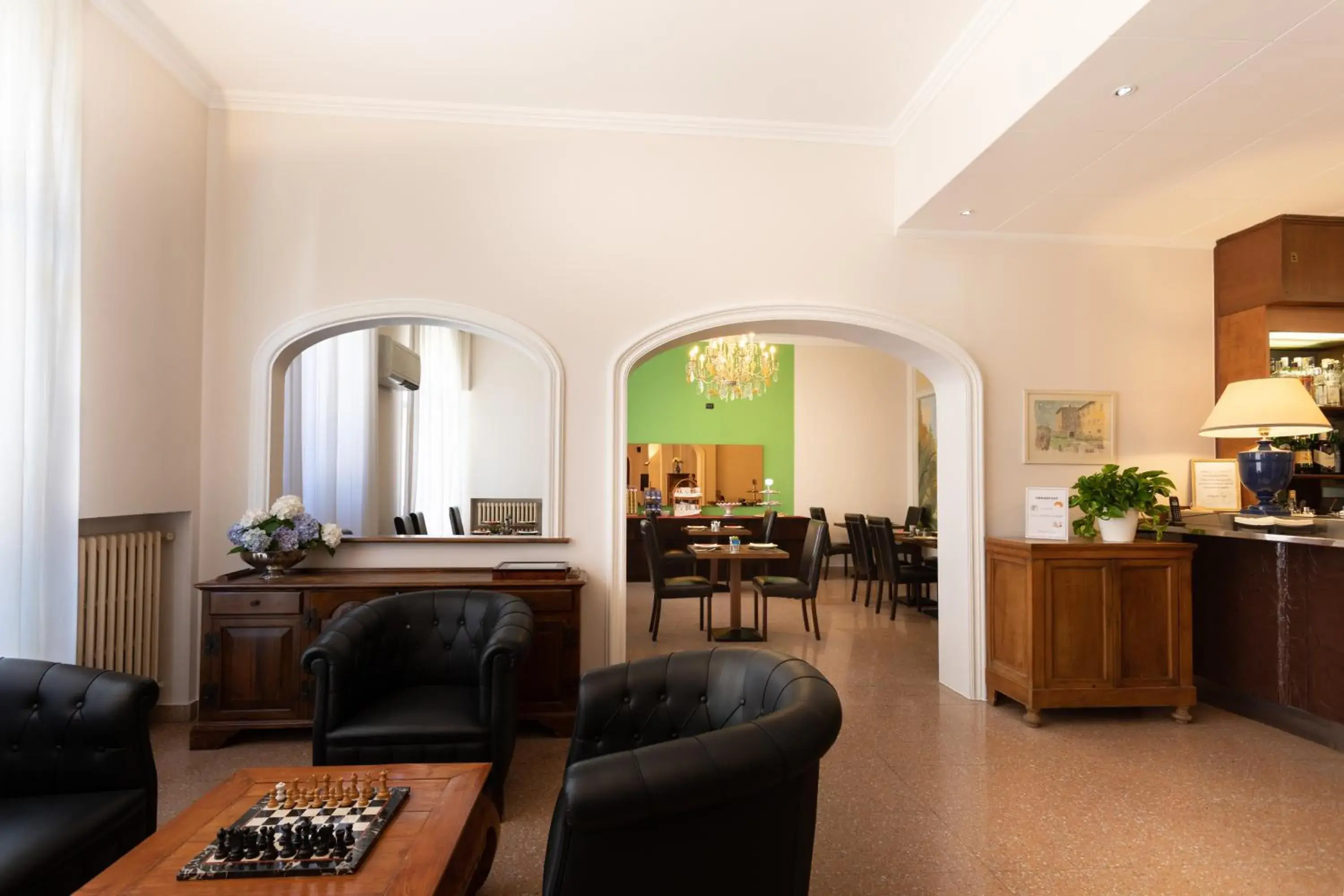 Communal lounge/ TV room, Seating Area in Hotel Dei Tigli