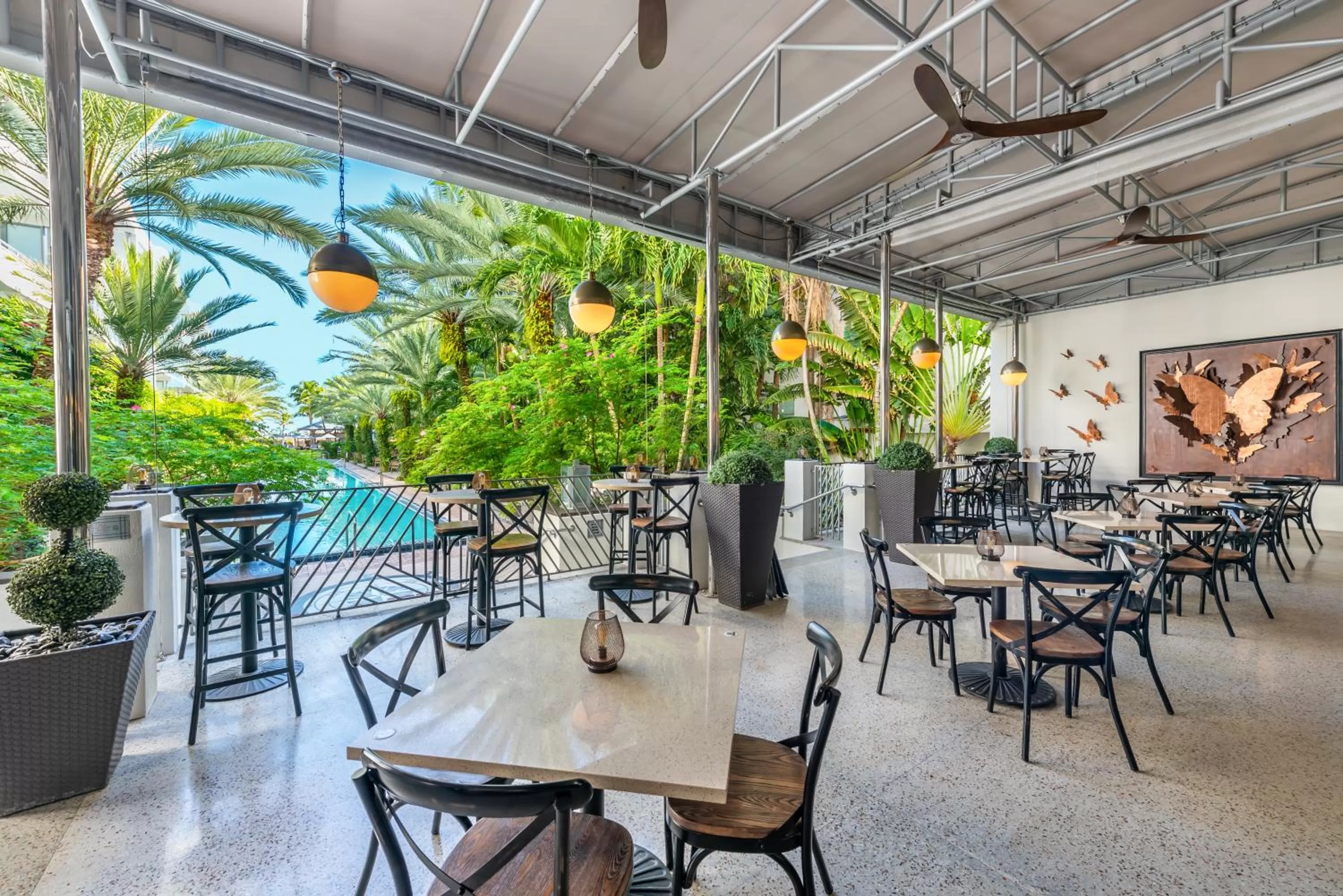 Restaurant/places to eat in National Hotel, An Adult Only Oceanfront Resort