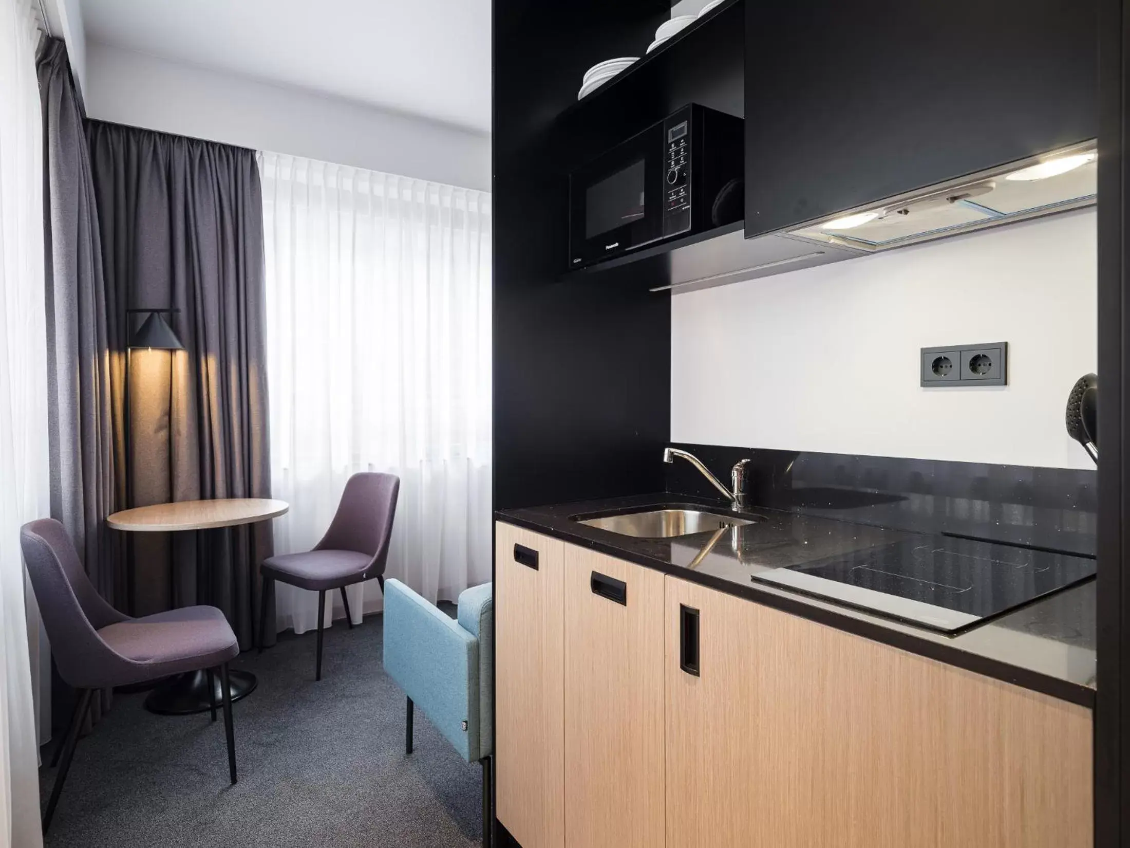 Kitchen or kitchenette, Kitchen/Kitchenette in Executive Residency by Best Western Amsterdam Airport