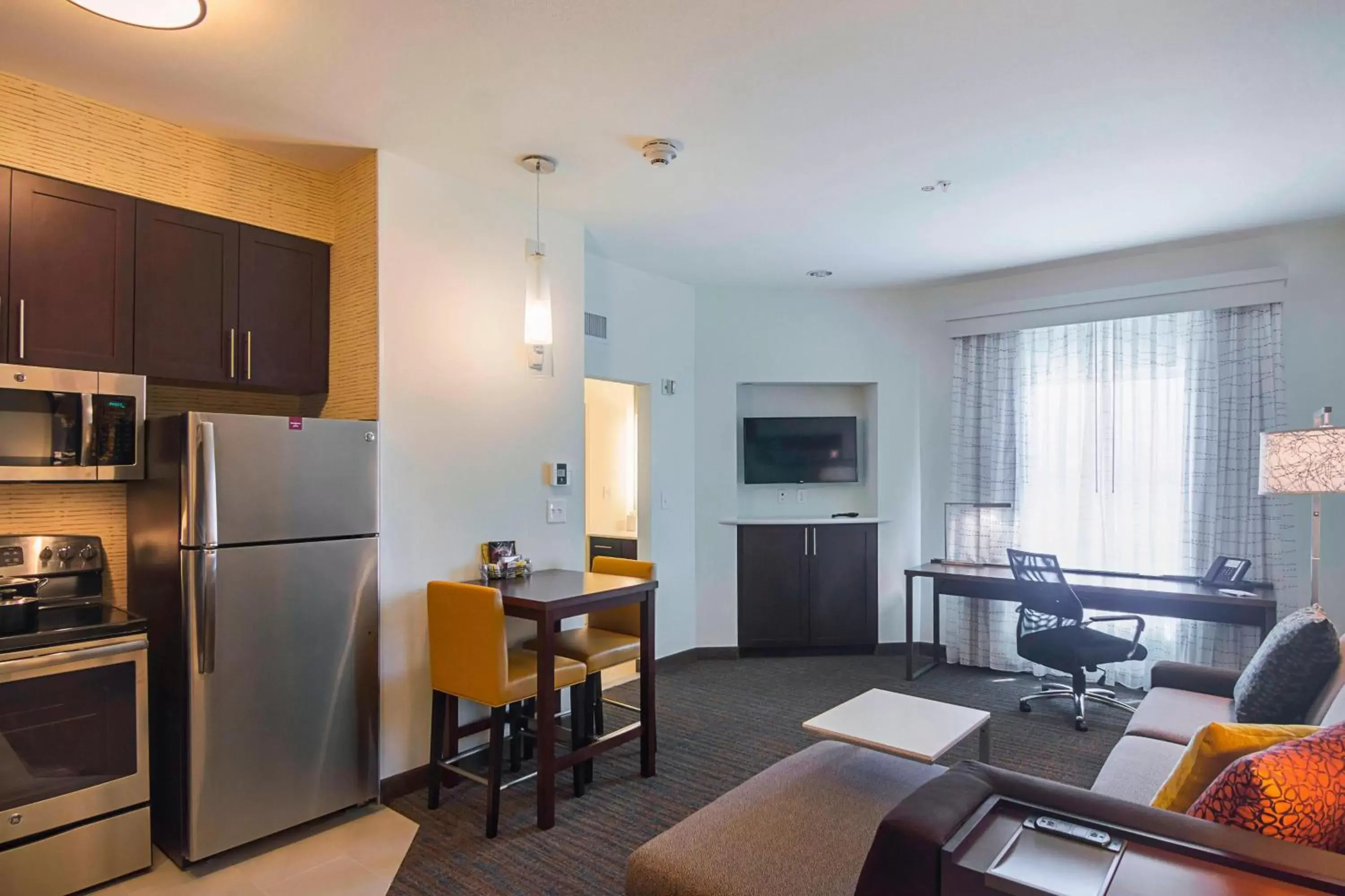 Bedroom, Dining Area in Residence Inn by Marriott Denton