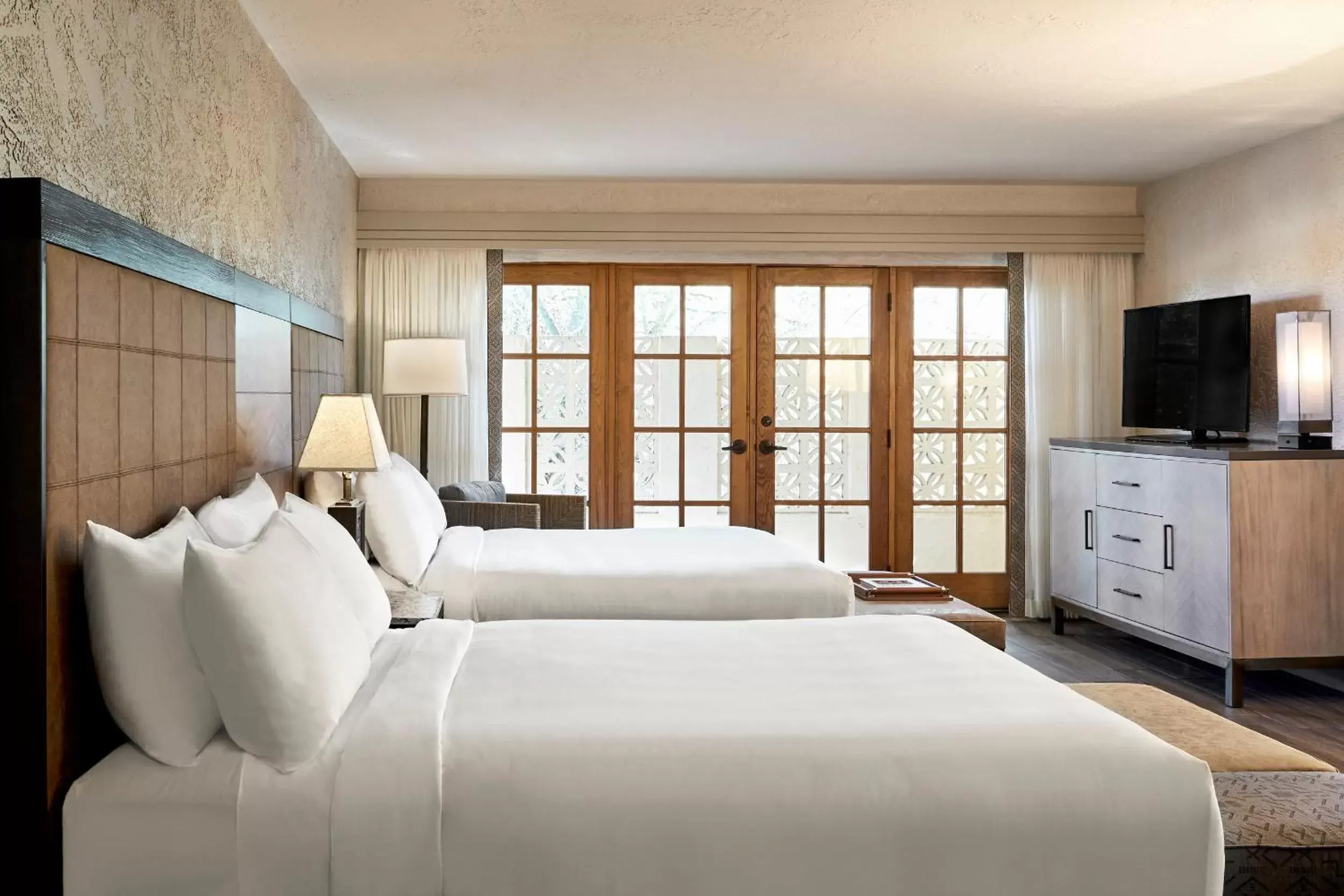 Bed in JW Marriott Scottsdale Camelback Inn Resort & Spa