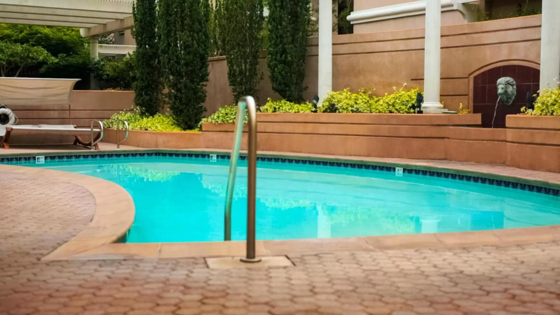 Swimming pool in Grand Hotel