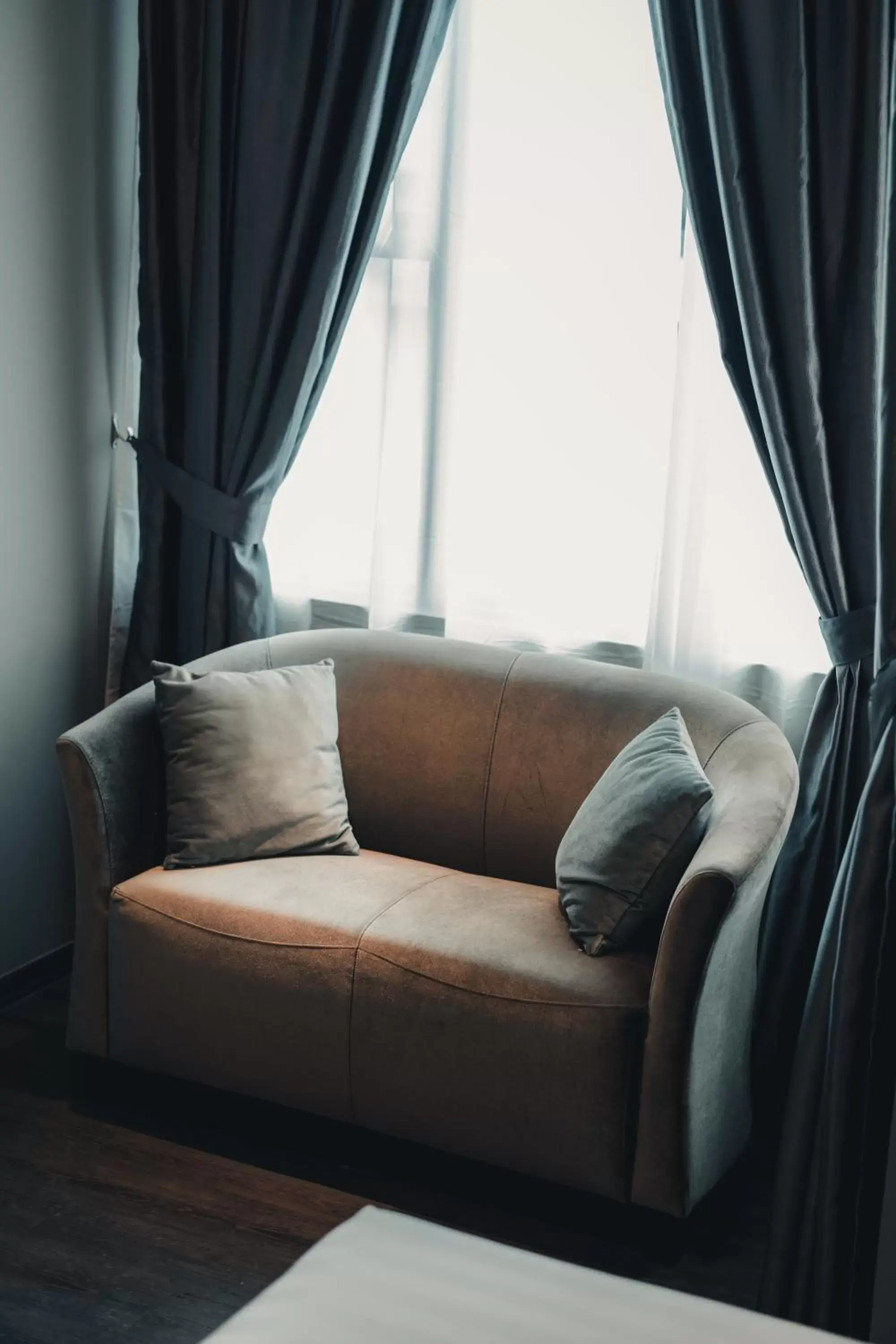 Seating Area in Le'venue Hotel