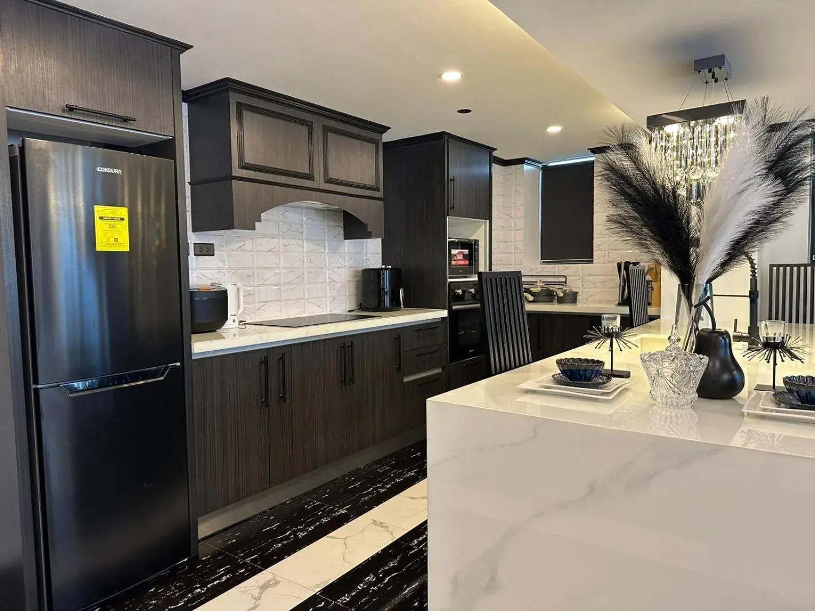 Kitchen or kitchenette, Kitchen/Kitchenette in Mpt Suites