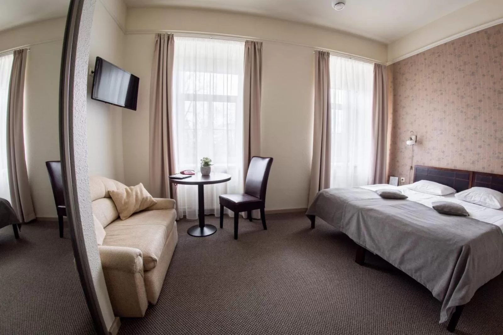 TV and multimedia, Bed in Hotel Sigulda