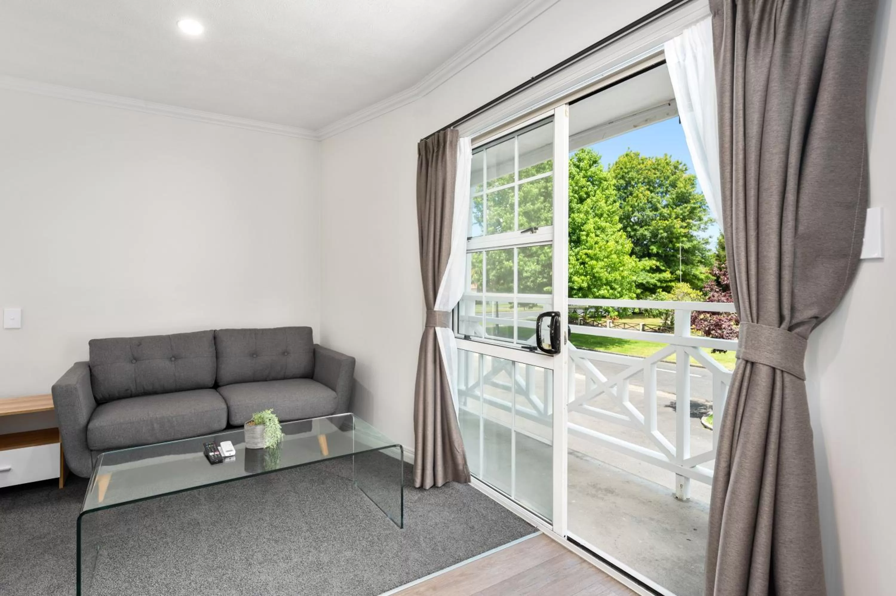 Living room in Ashleigh Court Motel