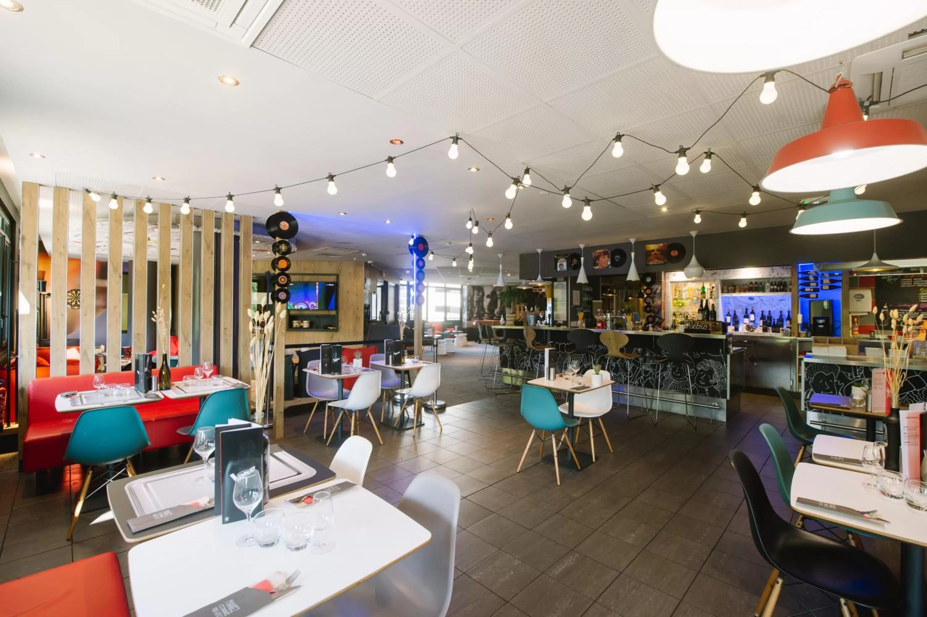 Restaurant/places to eat in ibis Avignon Centre Gare