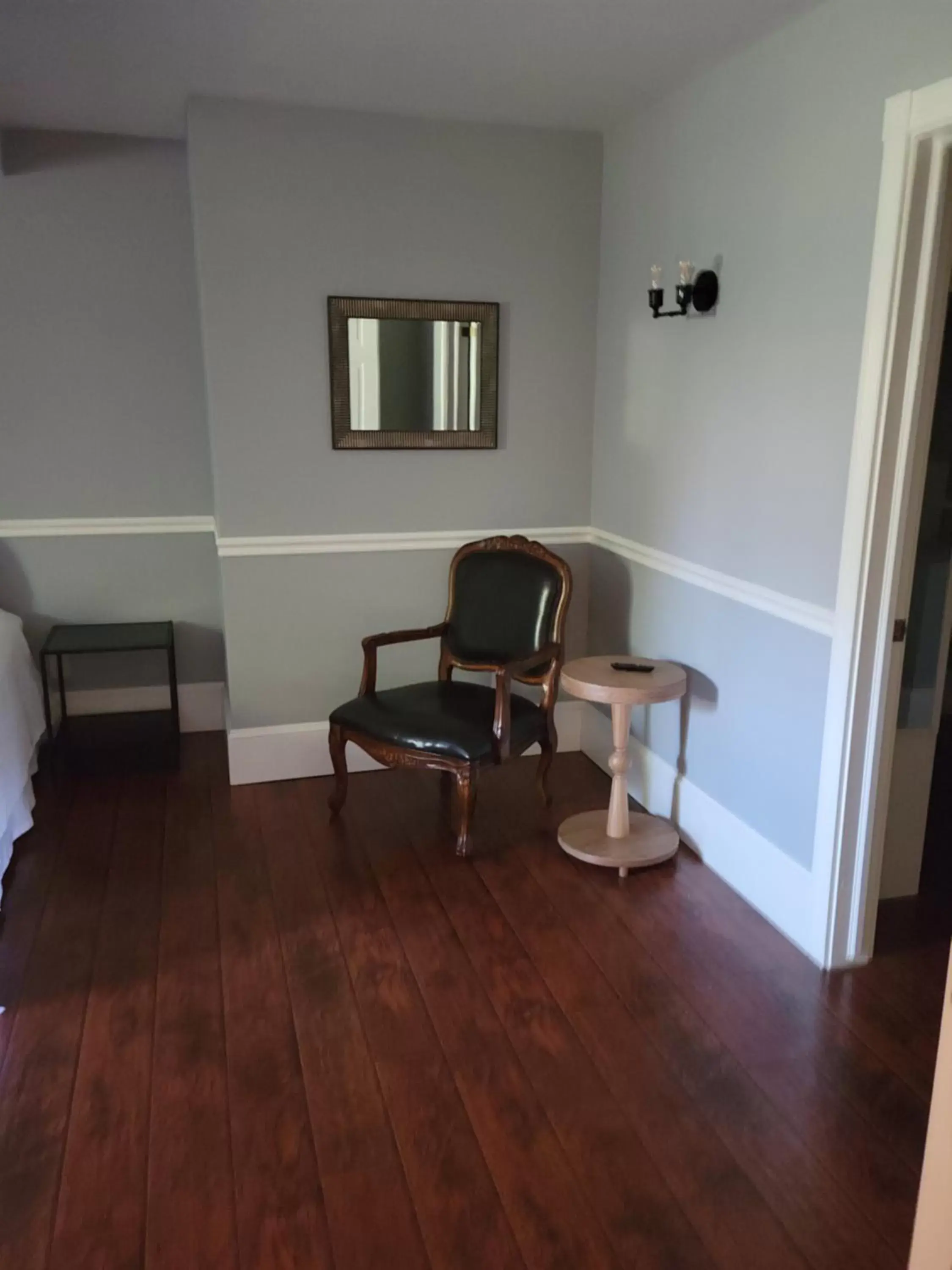 Two-Bedroom Suite in The Inn at 161 Two-Bedroom Suite in The Inn at 161